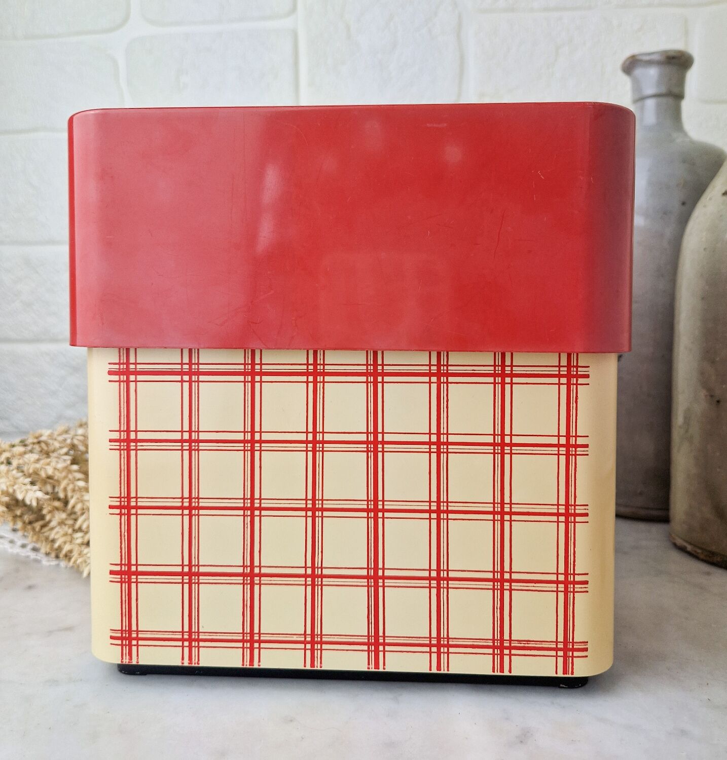 Terraillon kitchen scale vintage limited edition design tea towel 70s