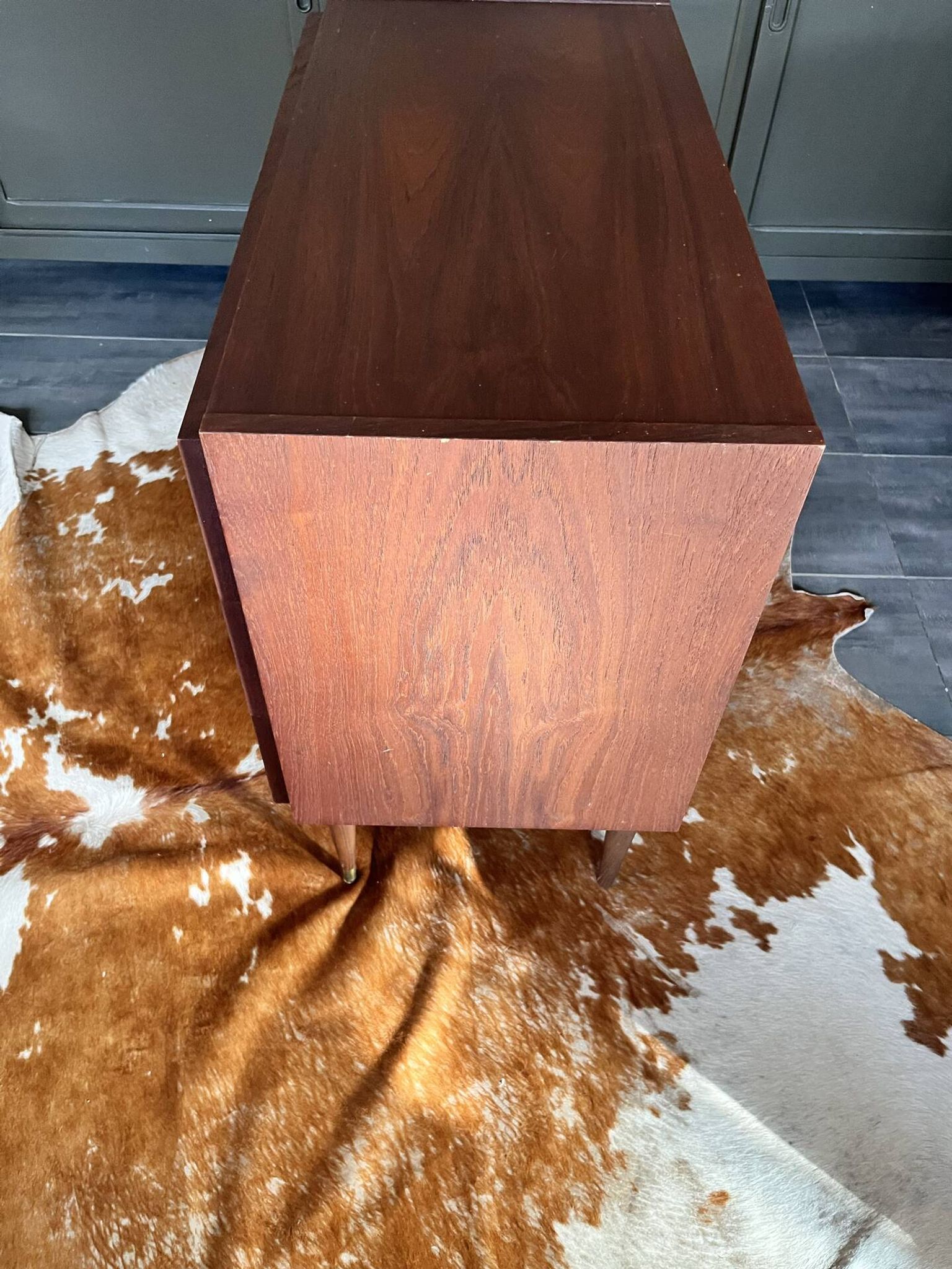Commode vintage 