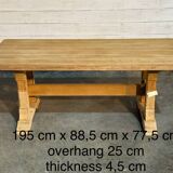 Monastery-style table