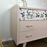 Vintage dresser
