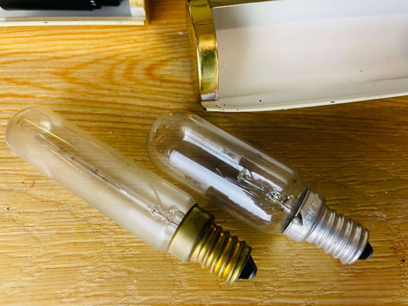 Lot of 3 djustable brass wall picture light up