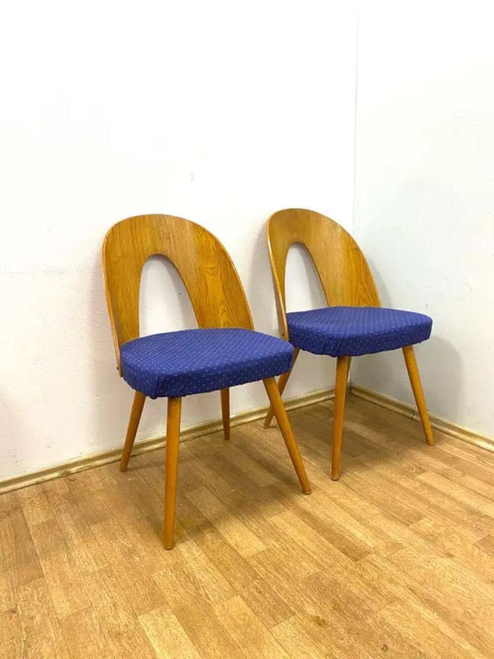 Retro Chair, TON Antonín Šuman, 1960s (Set of 2)