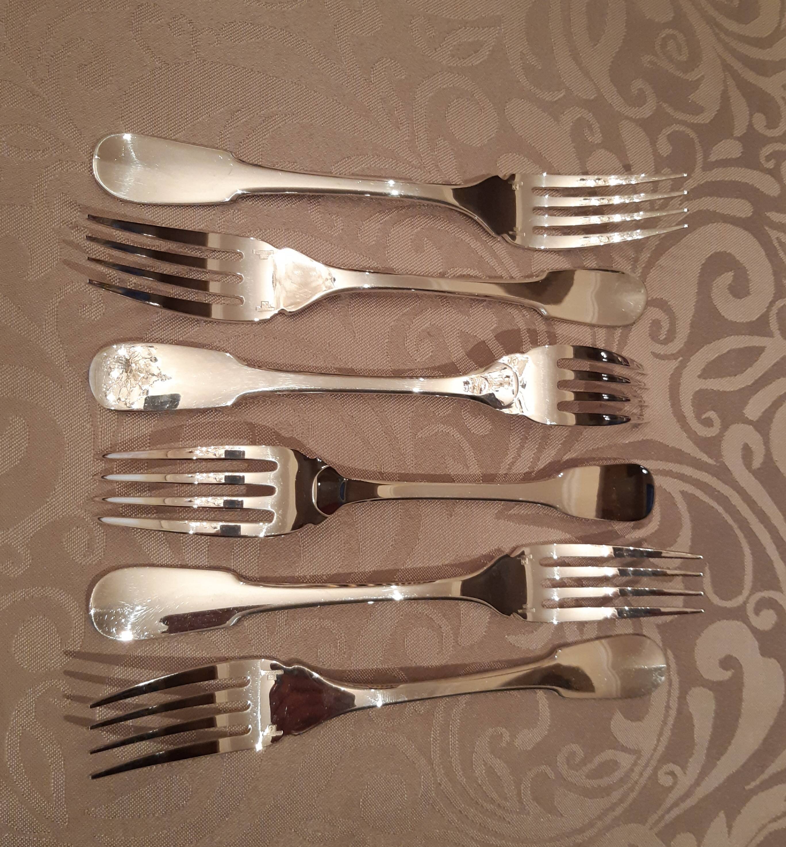 6 christofle Cluny fish forks, very good condition.
