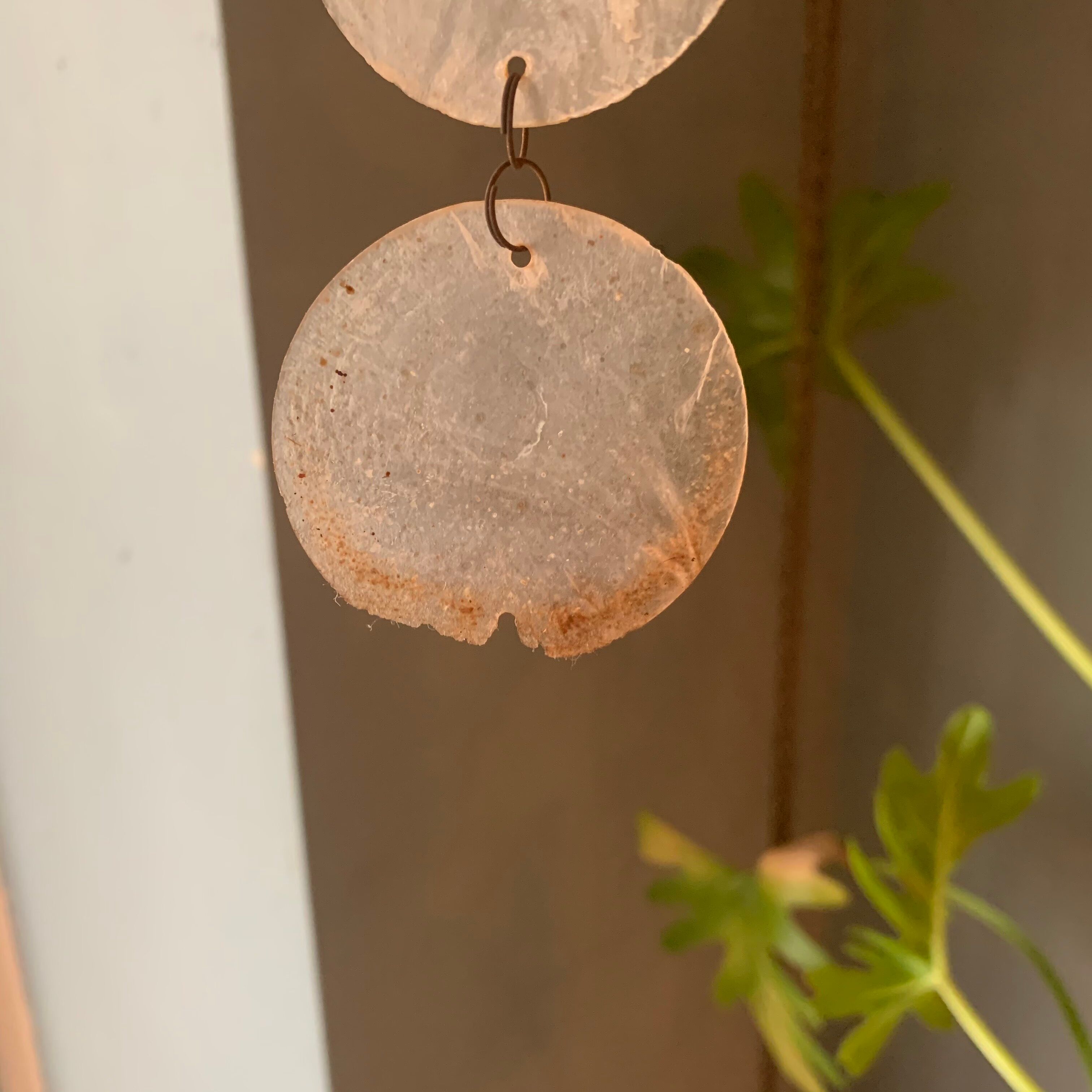 Suspension en nacre Fun 2 DM par Verner Panton