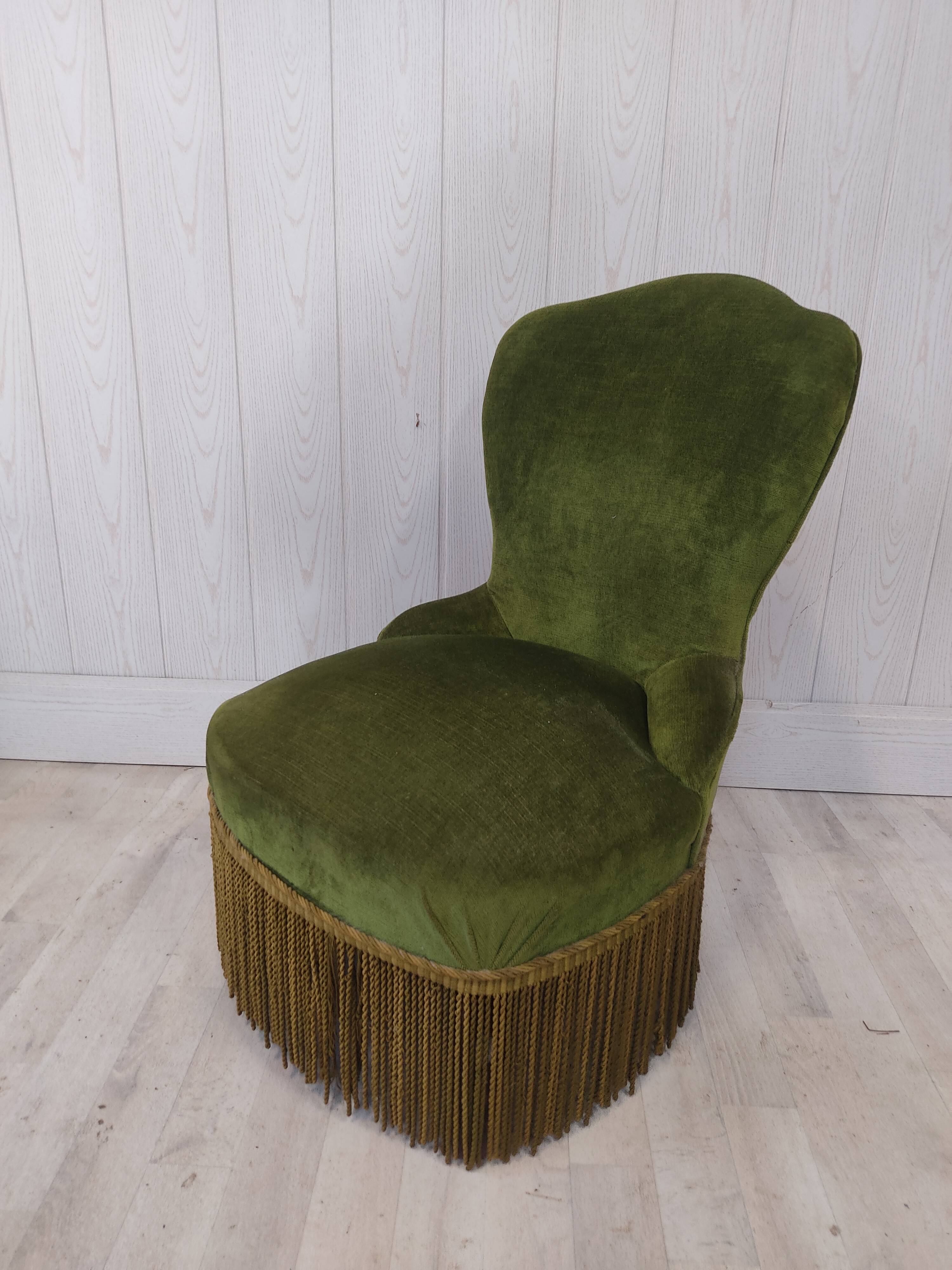 Green velvet toad armchair