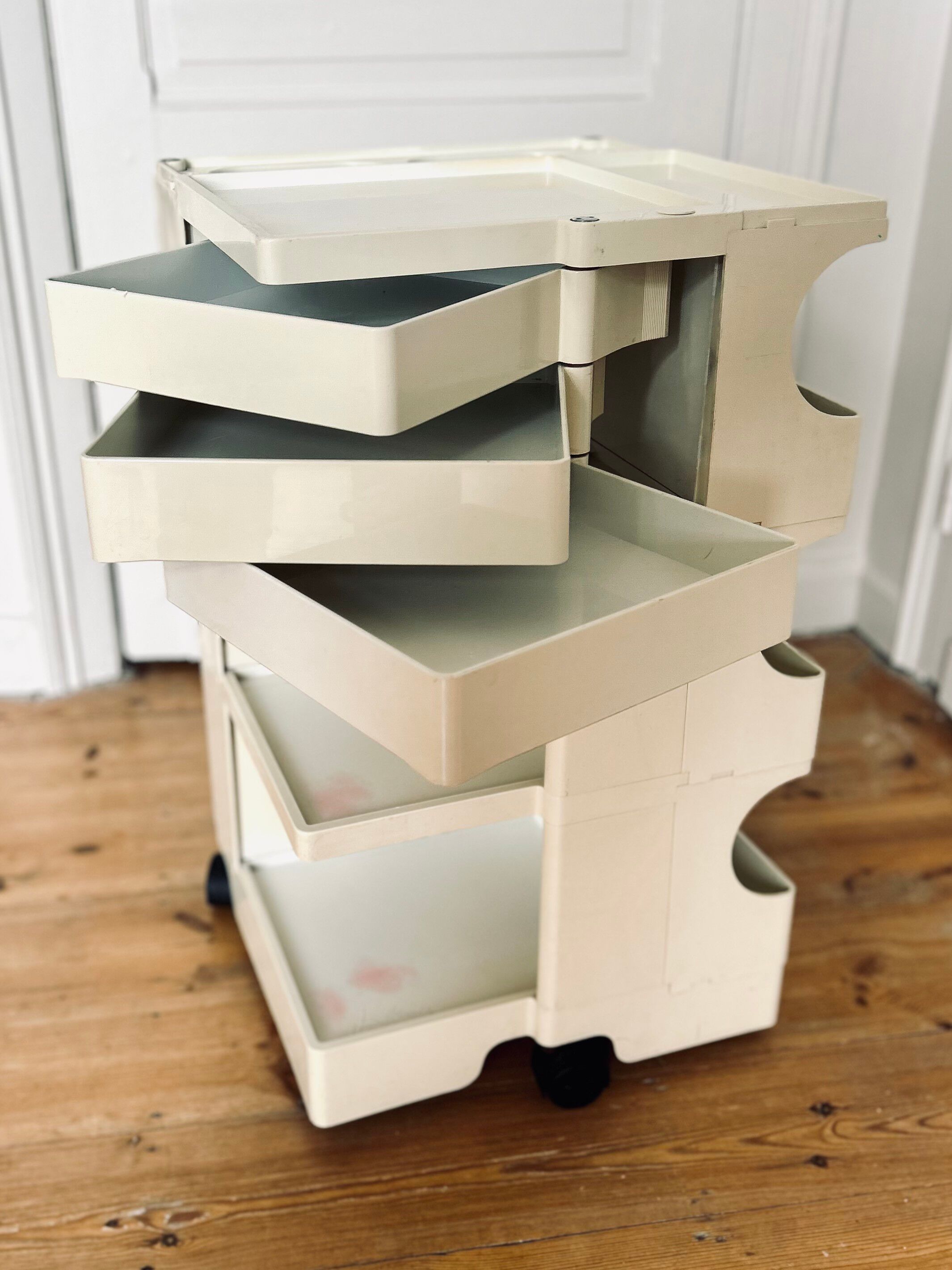 Joe Colombo storage furniture