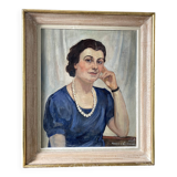 Signed portrait of a woman from 1939