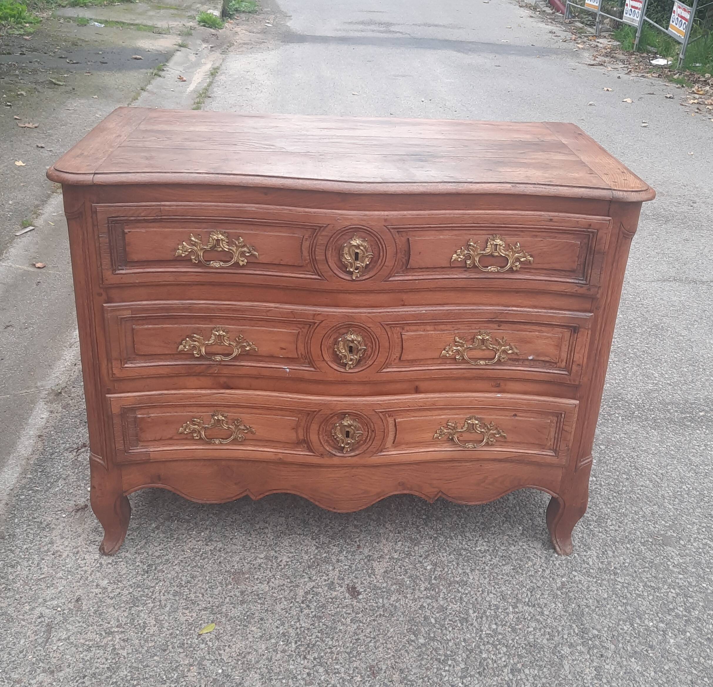 Louis XV period oak chest of drawers