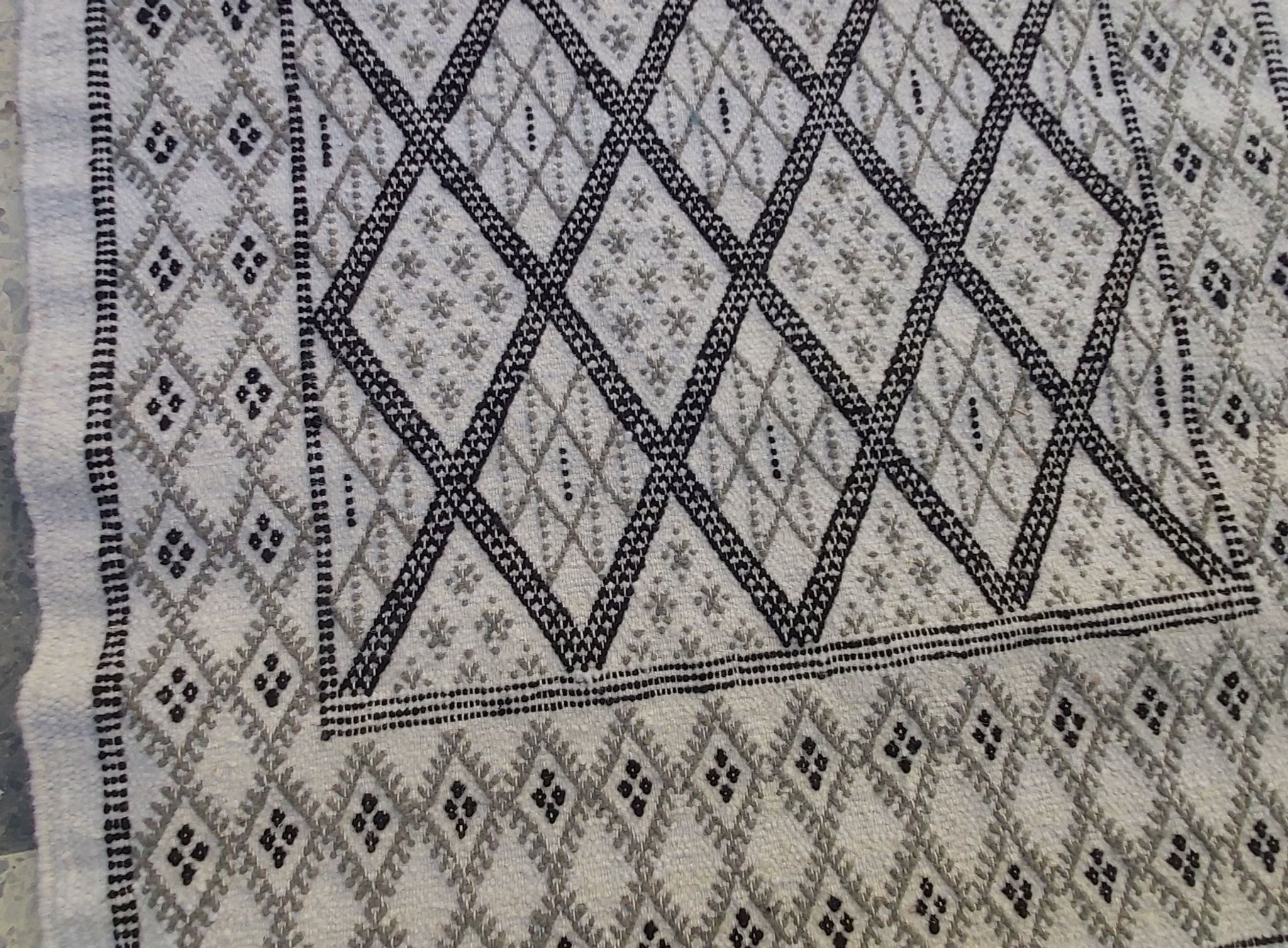 Handmade white carpet corridor 370x80cm