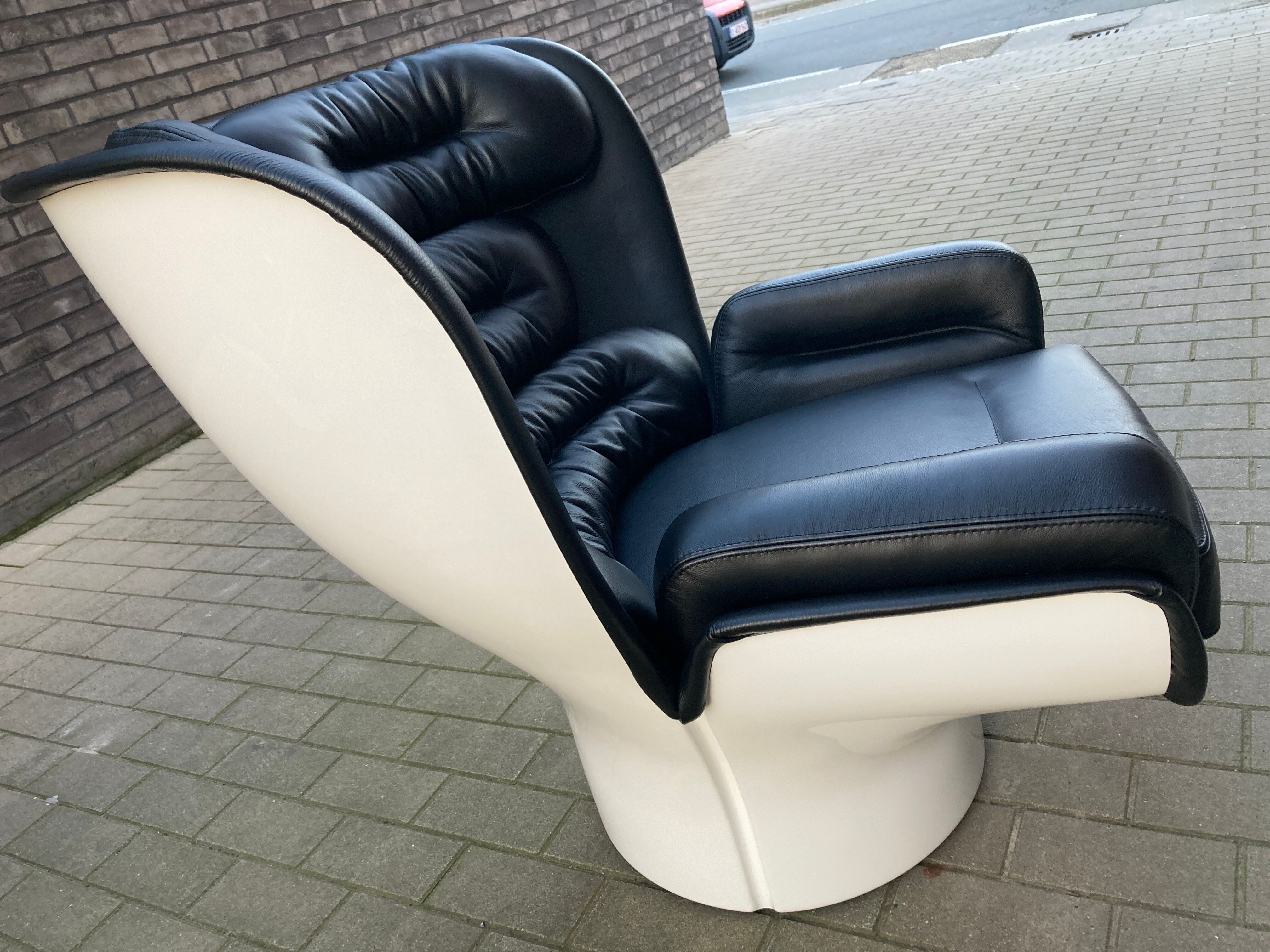 Joe Colombo Elda design armchair, Longhi edition