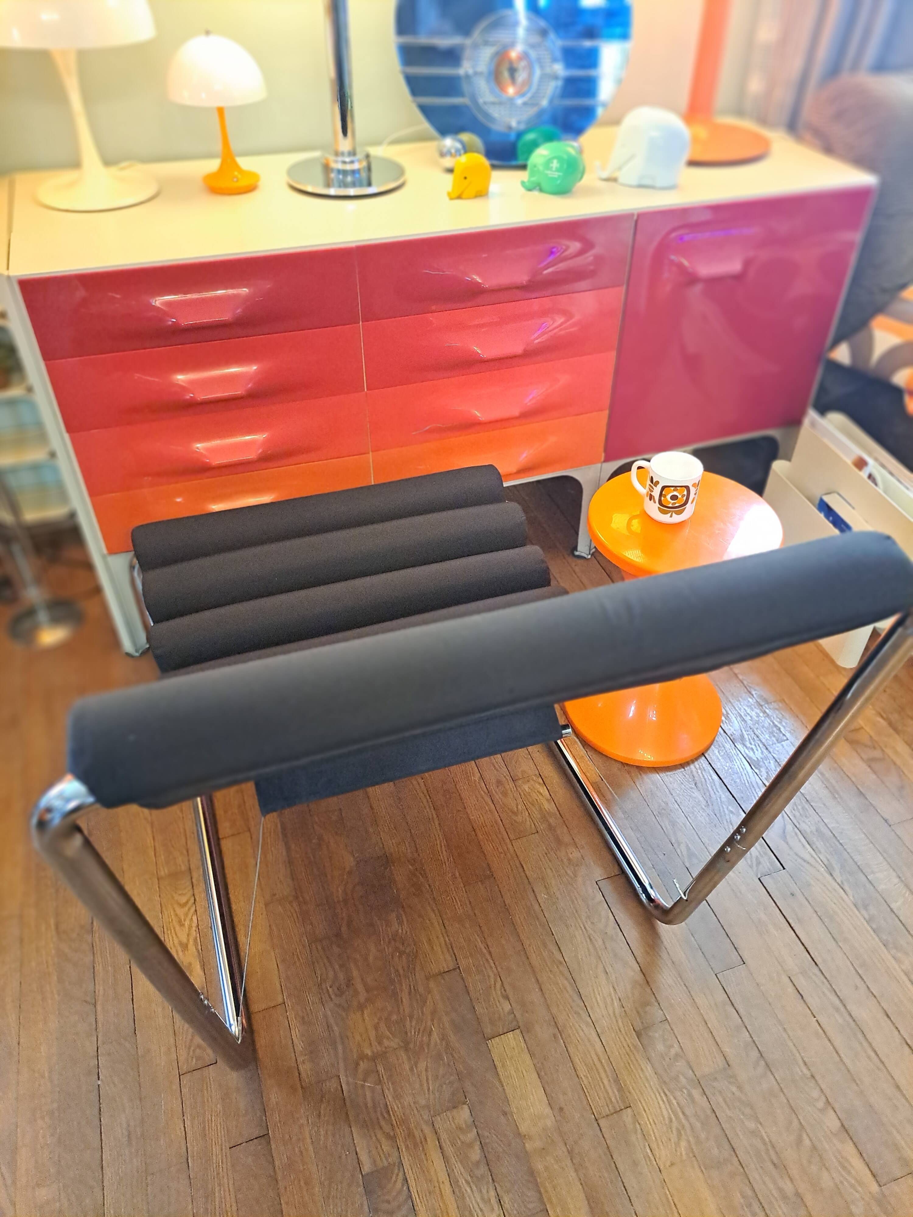 Fauteuil suspendu
"boudins" Dlg Michel BOYER1970