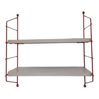Etagere style string