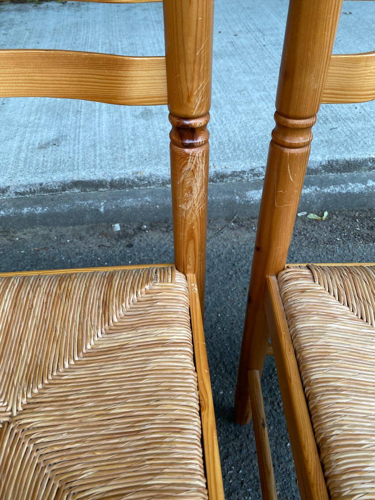 6 Scandinavian chairs in solid wood and straw, 1980