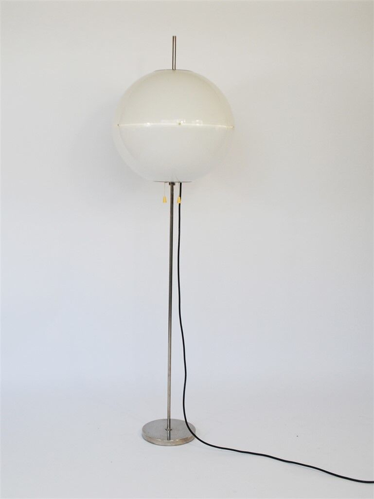 Space age floor lamp