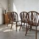 Suite de Quatre Chaises "Windsor"