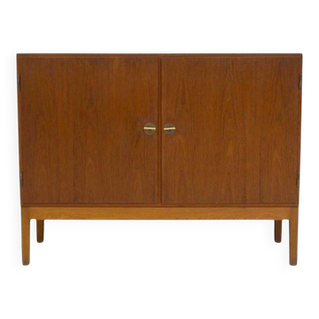 Mid-century teak wardrobe Model 232 by Børge Mogensen