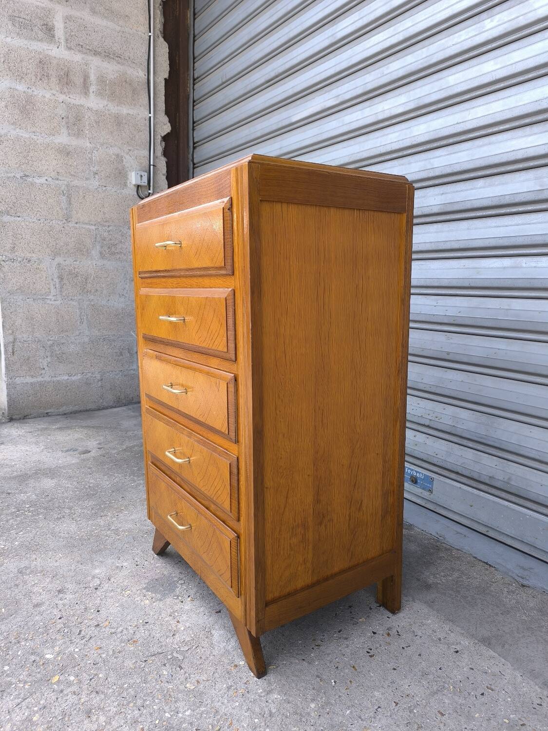 Weekly compass foot 1960