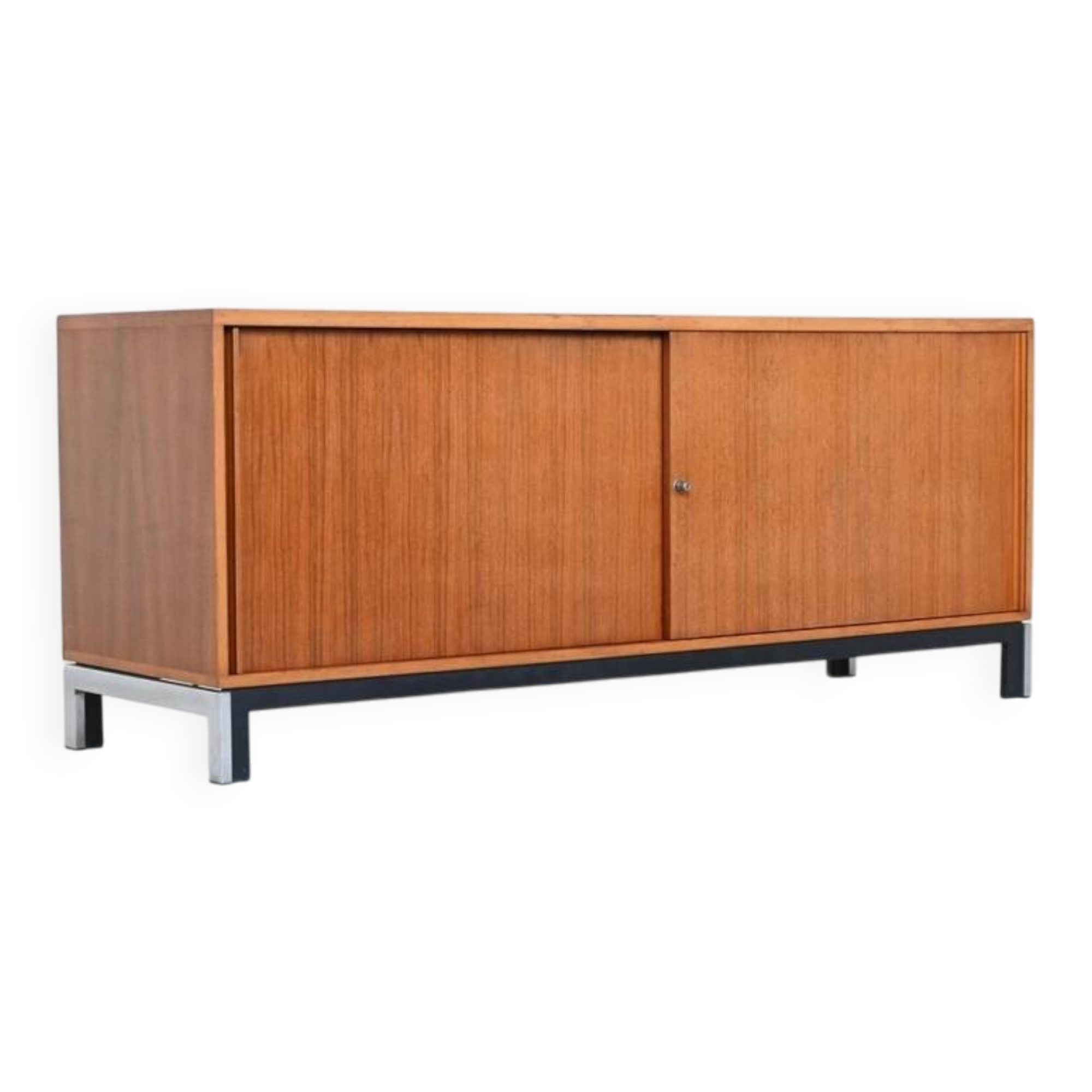 Theo Tempelman sideboard in walnut AP Originals The Netherlands 1960