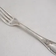 Christofle Marly, 12 silver-plated table forks, excellent condition.
