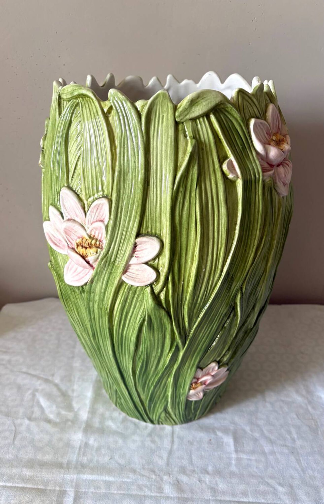 Vase en barbotine maison Chaumette