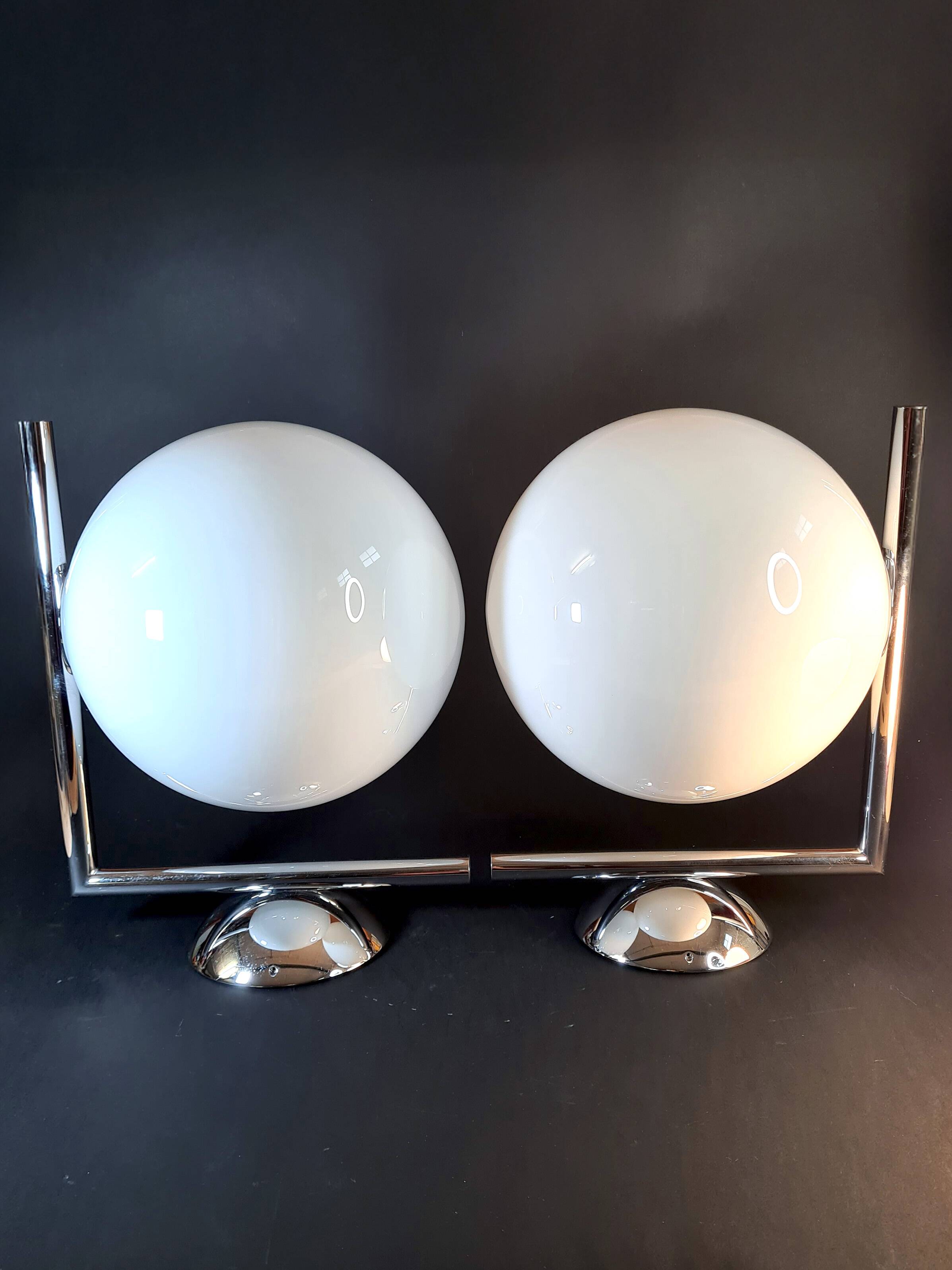 Pair of FLOS IC Lights C/W2 Wall Lights – Chrome & Globe Ø30 – Blown Glass