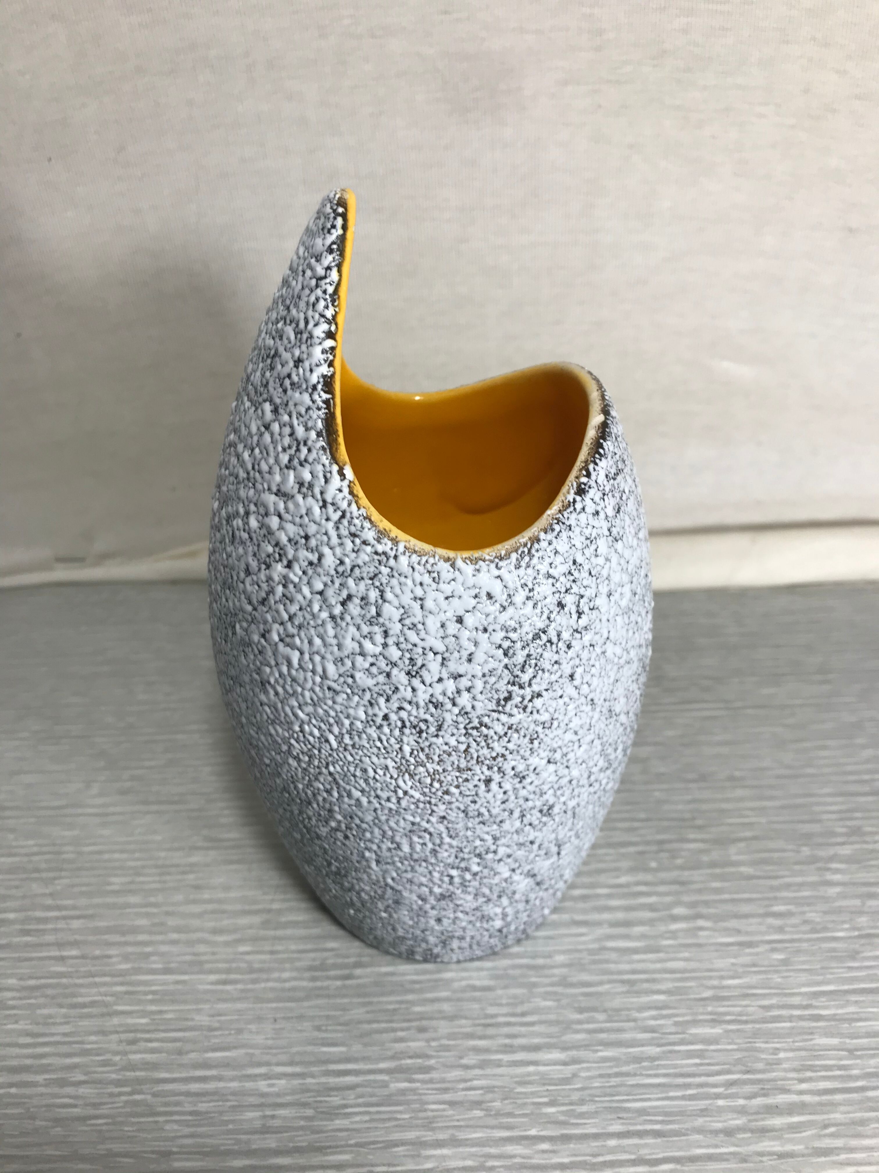 Lot 15 ancient ceramics enamelled Tess