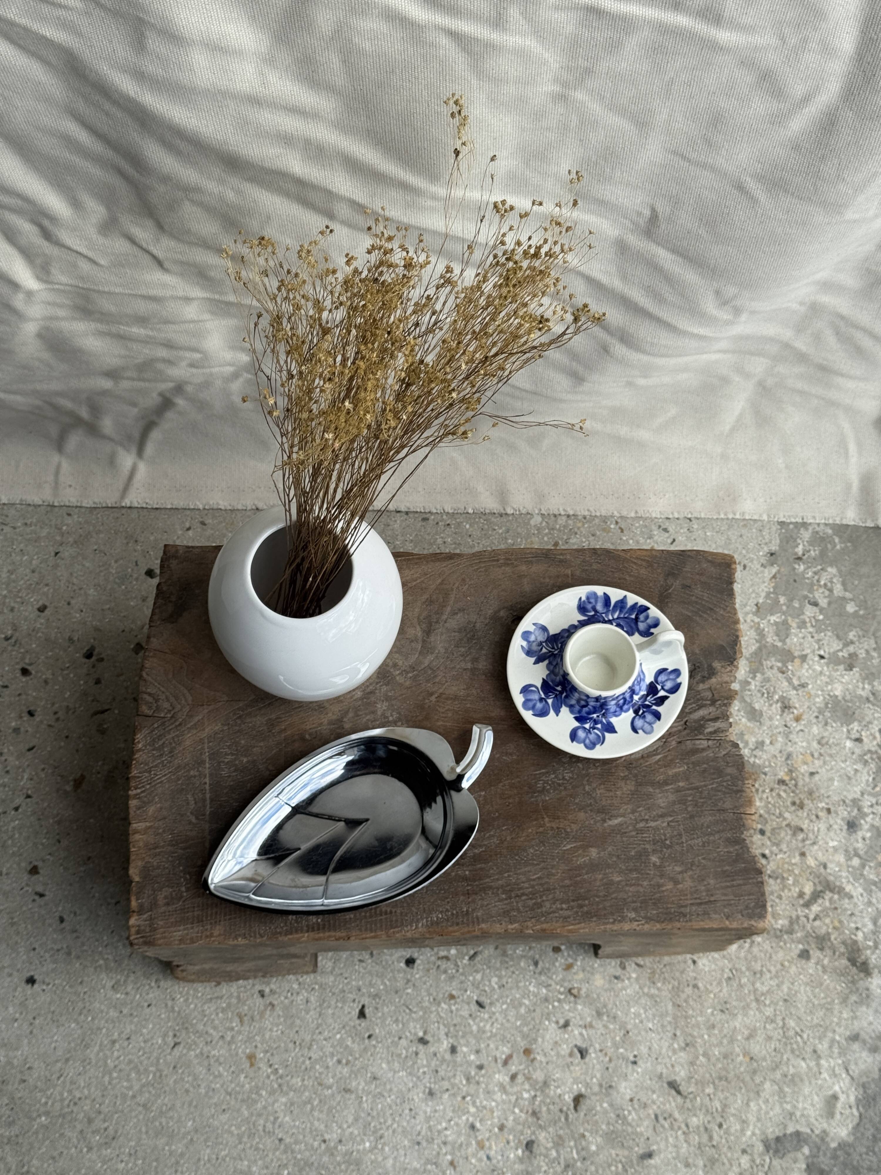 Vintage blue and white hand-held egg cup Poland D13