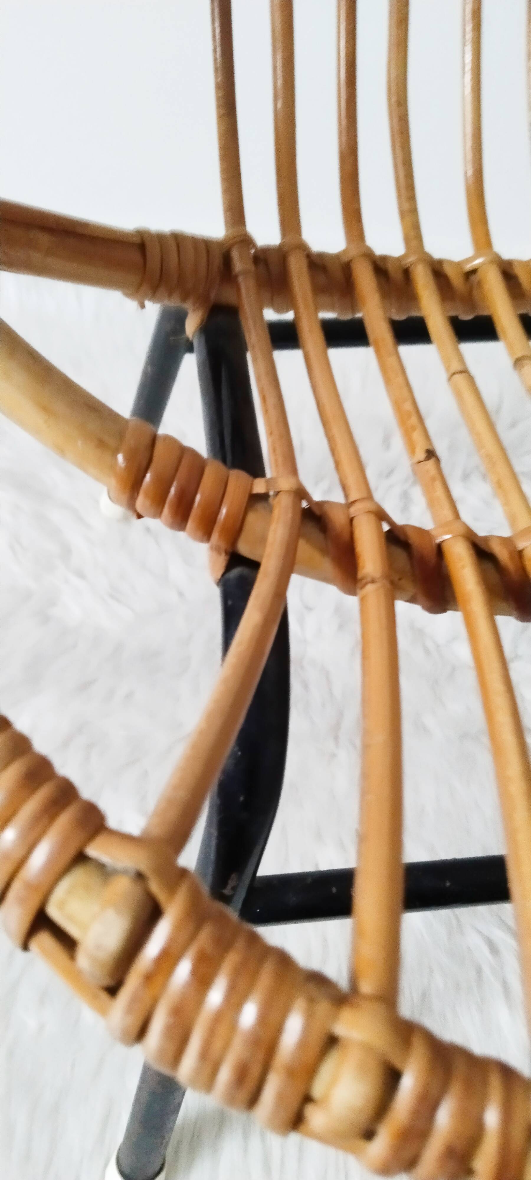 Children's rattan basket armchair, metal legs