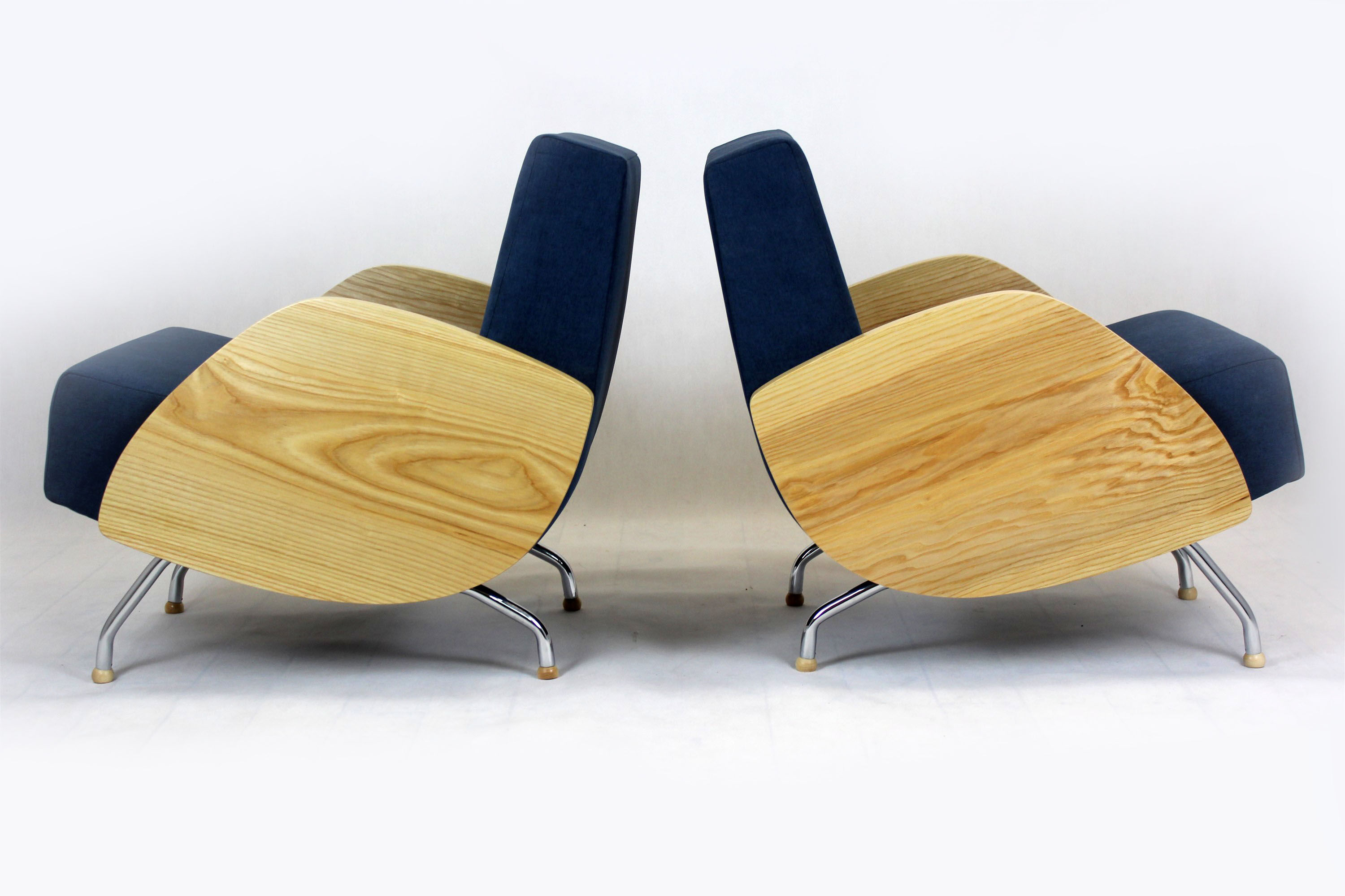 Mid-century r-360 ash armchairs by Janusz Różański, 1960s, Set of 2