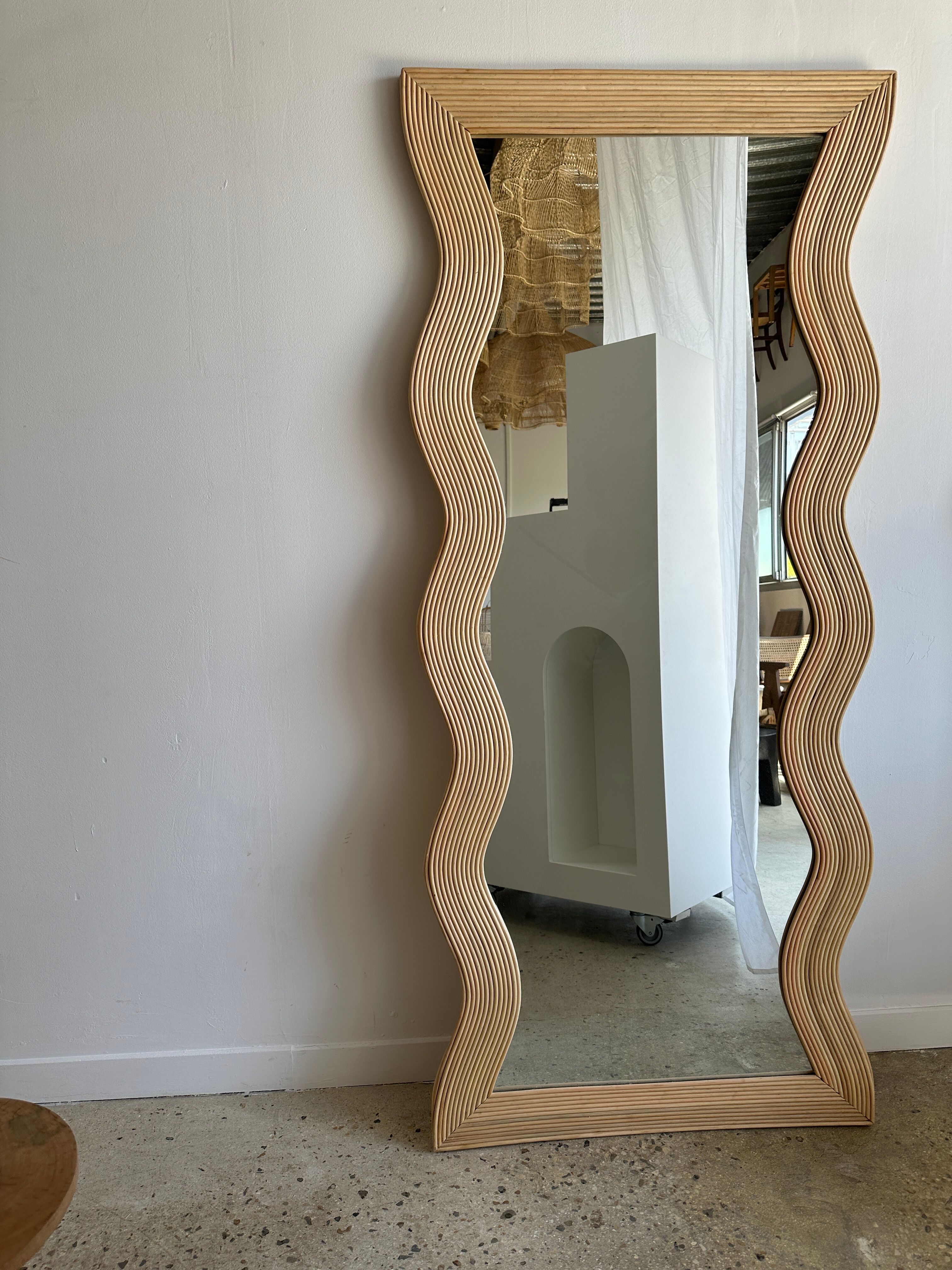 Zigzag rattan foot mirror H:182cm