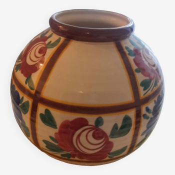 Spherical vase