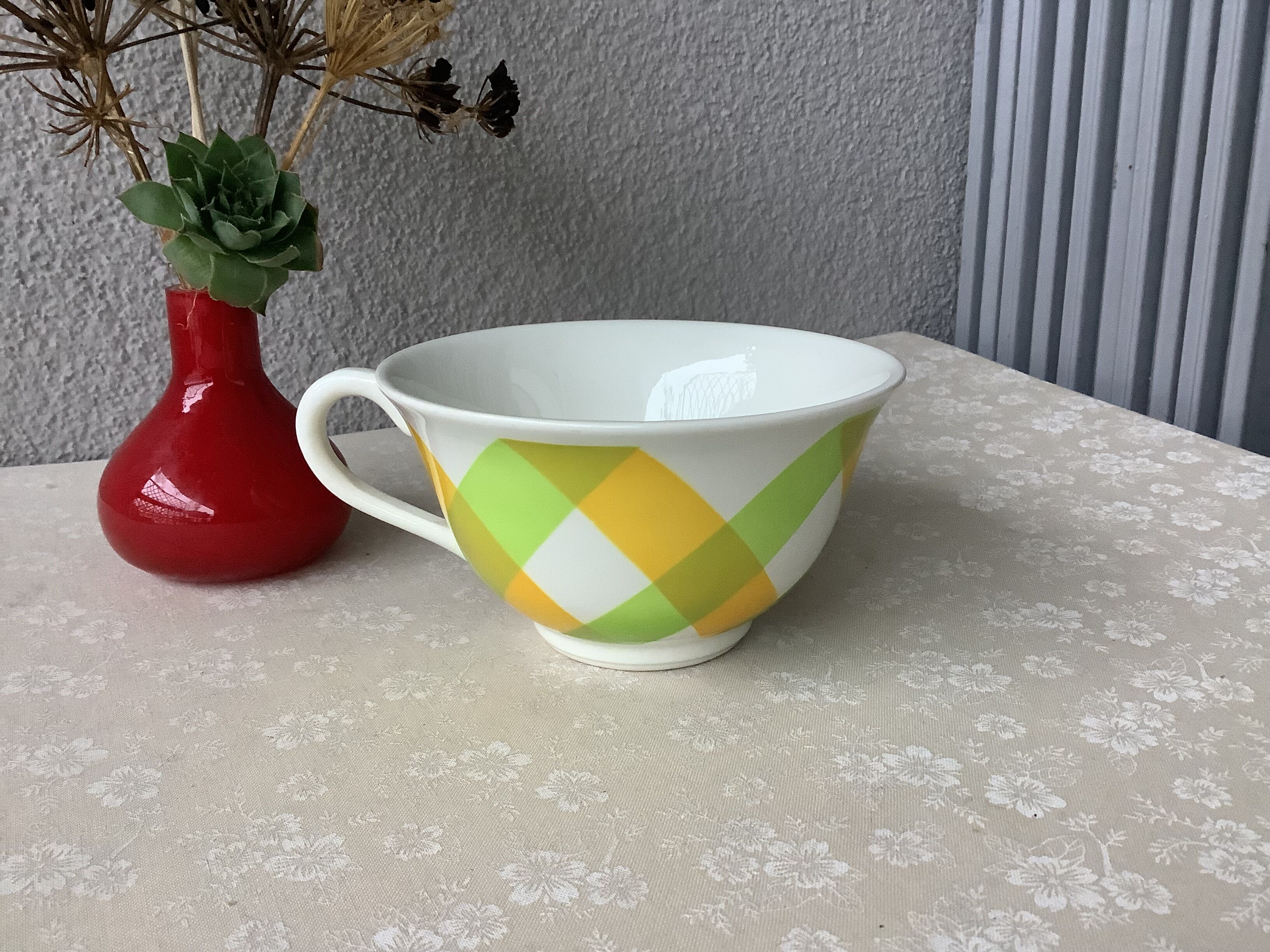 Cup Digoin Sarreguemines art deco