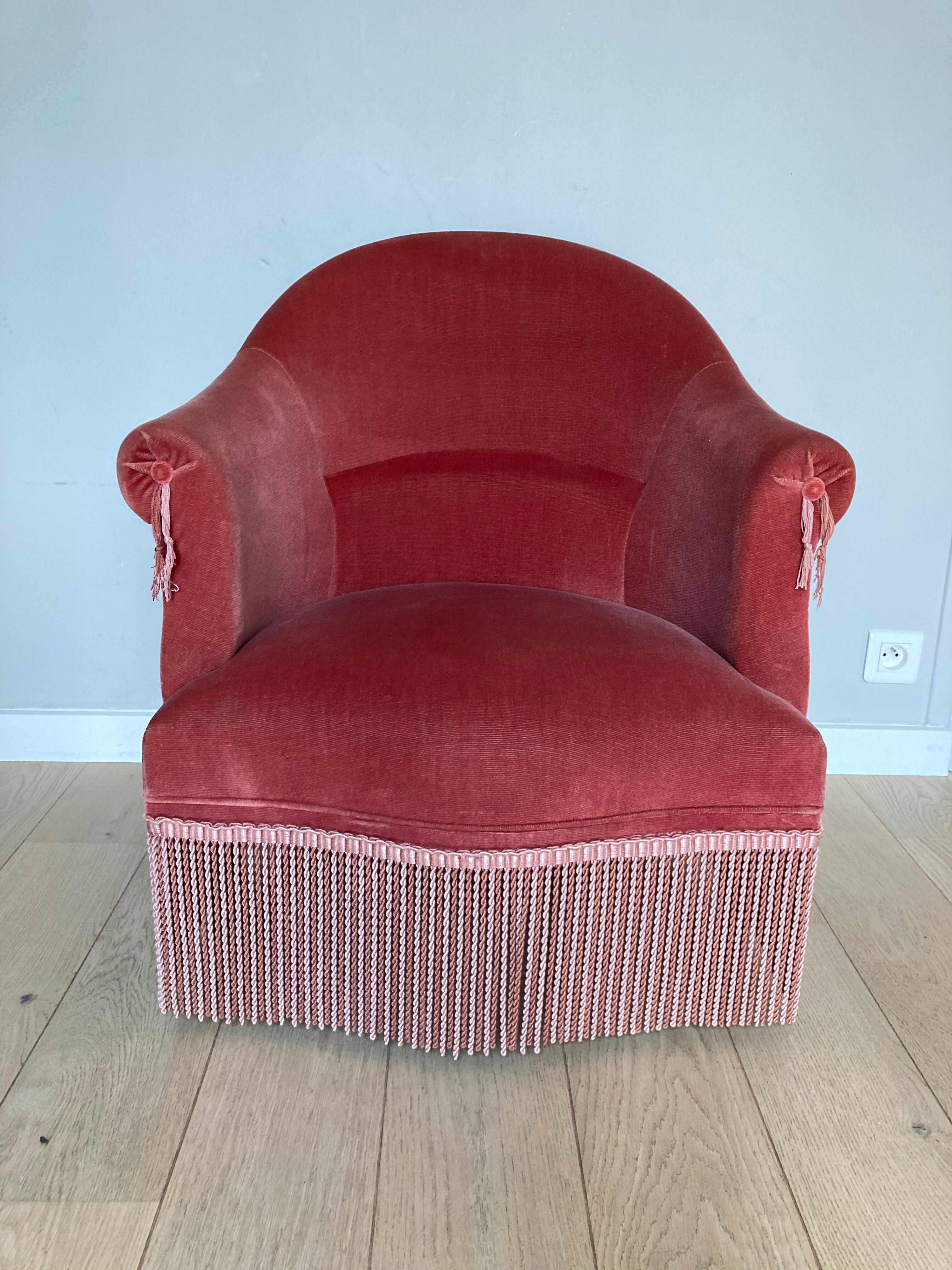 Velvet toad armchair