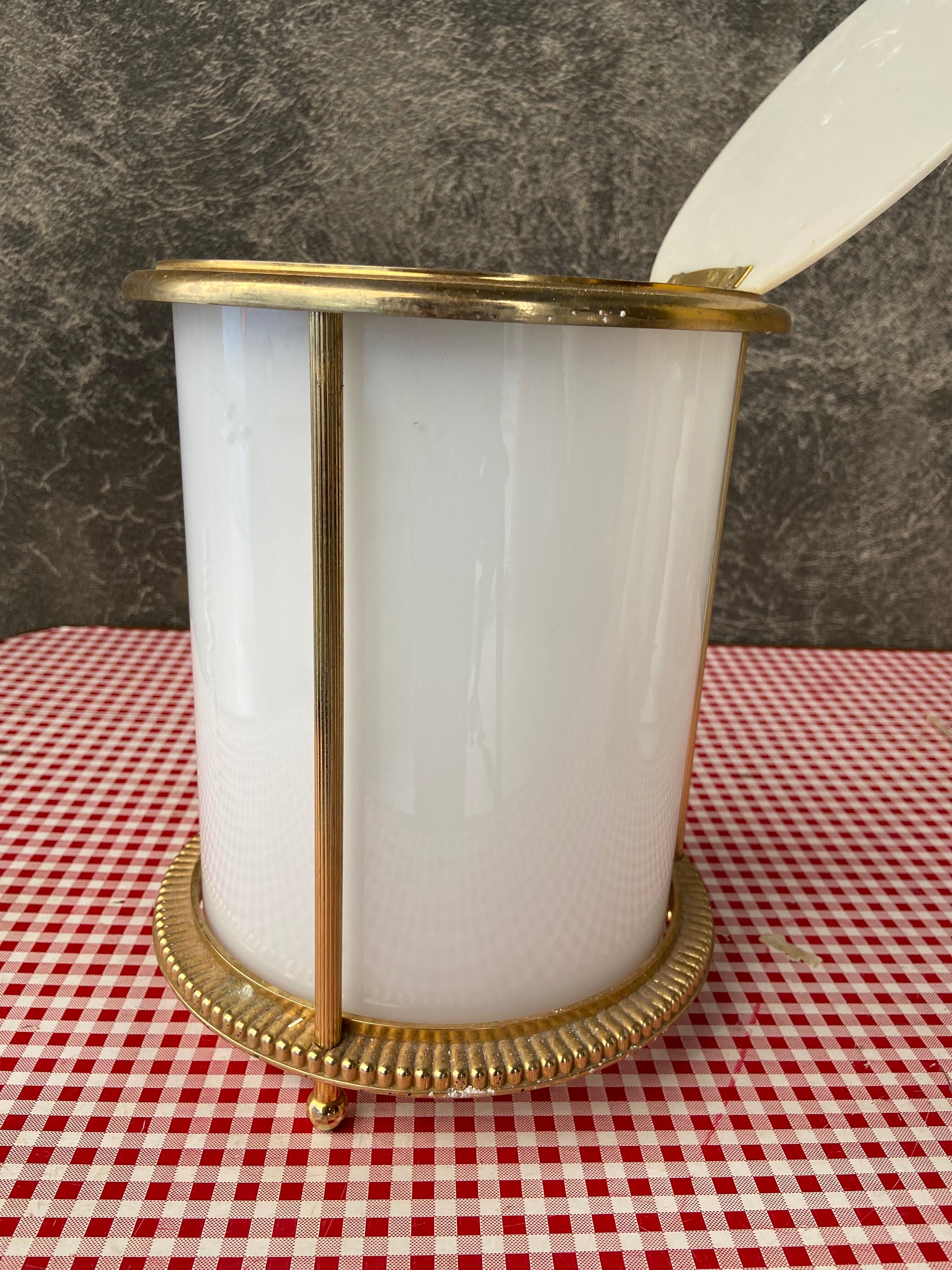 Opaline basket art deco style