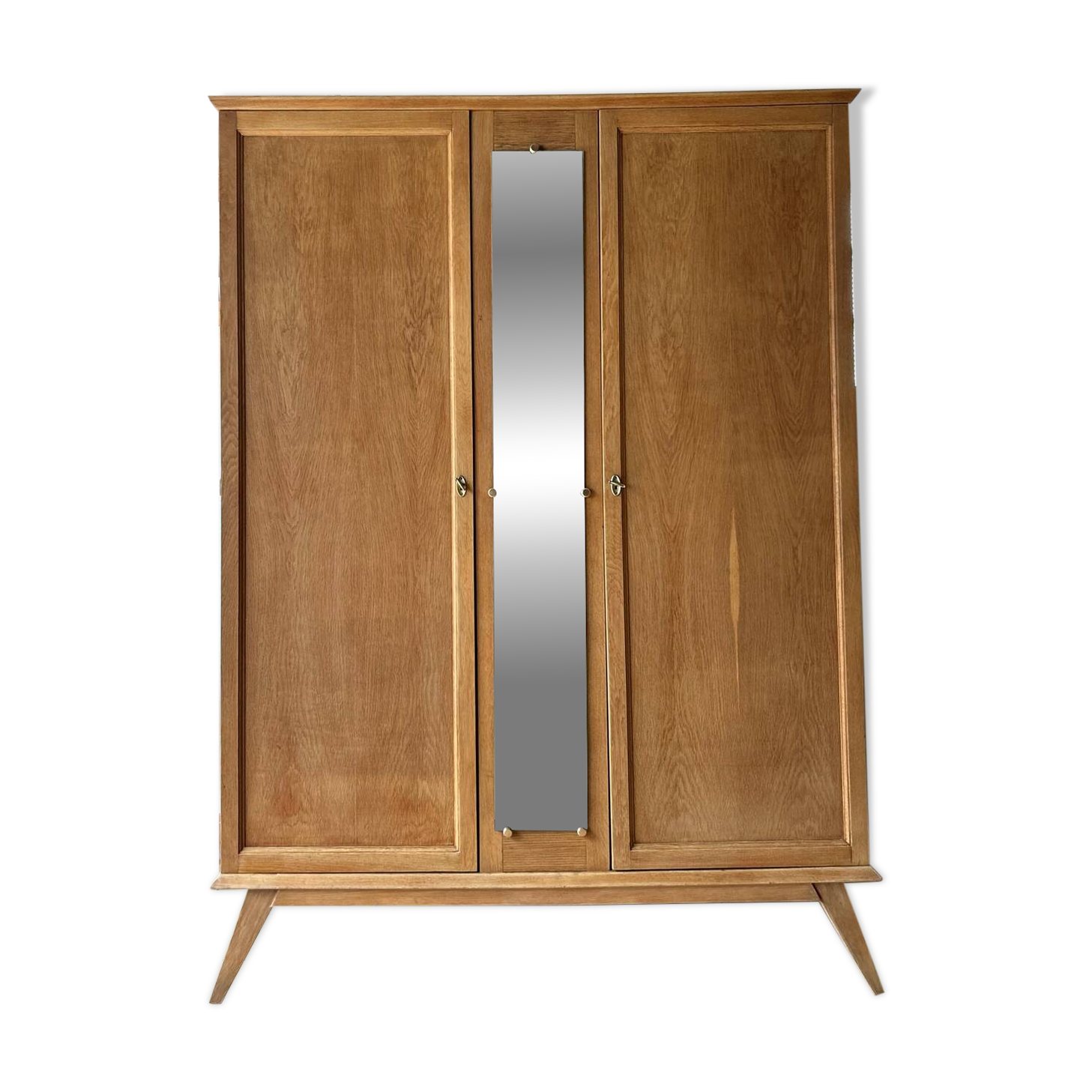 Vintage Parisian wardrobe