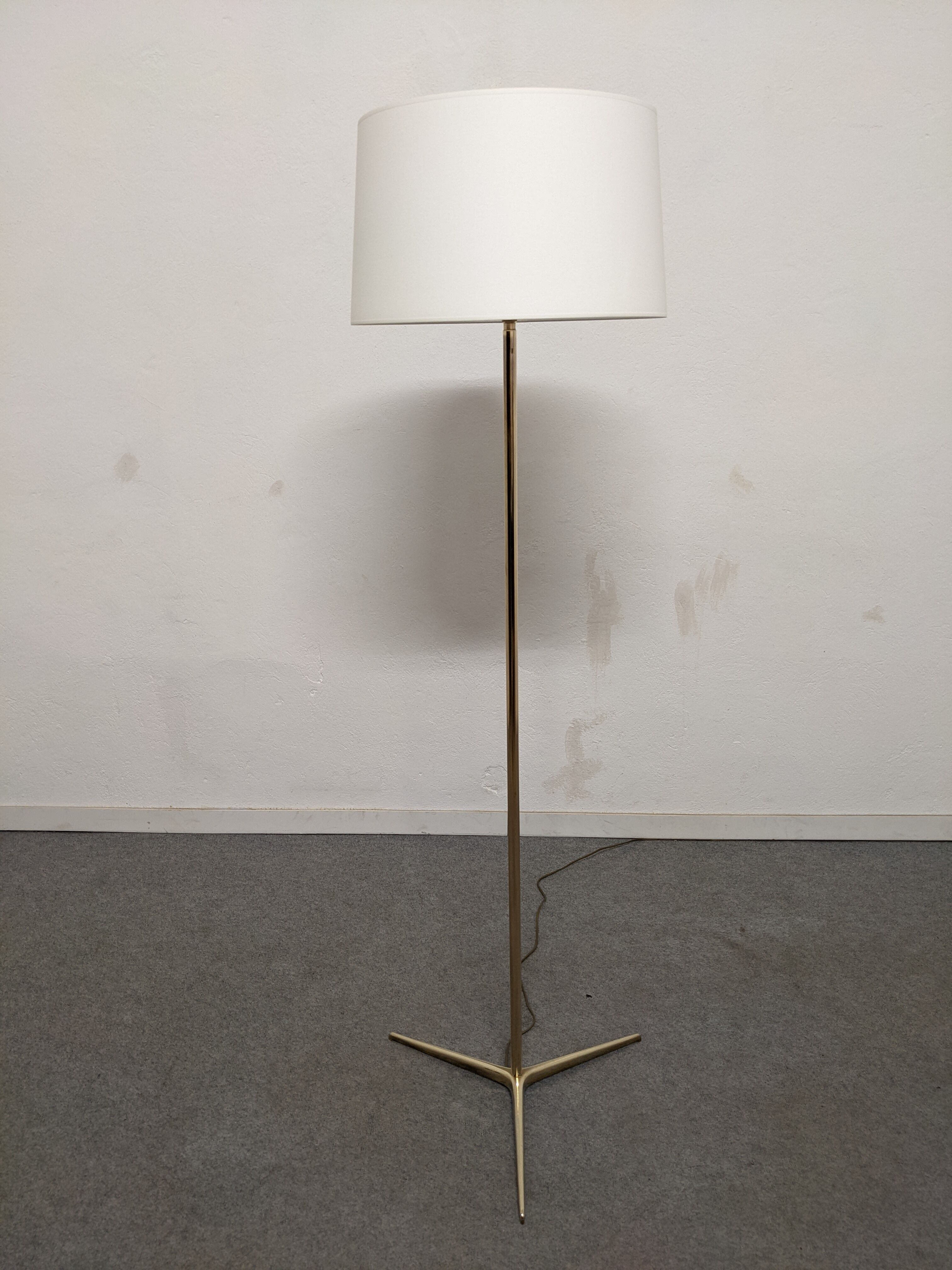 Minimalist bronze and brass floor lamp from the 50s/60s