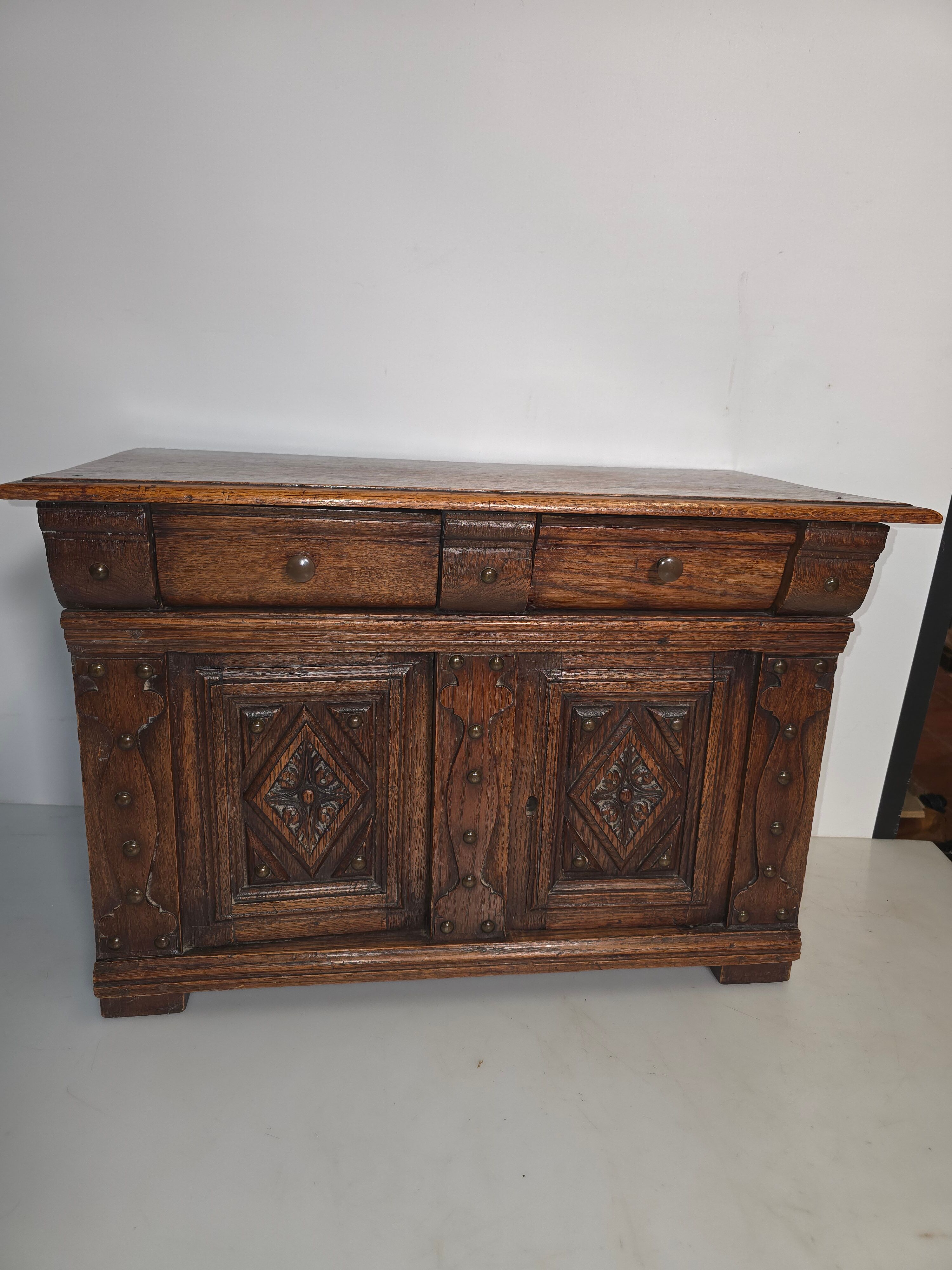Masterpiece furniture in oak