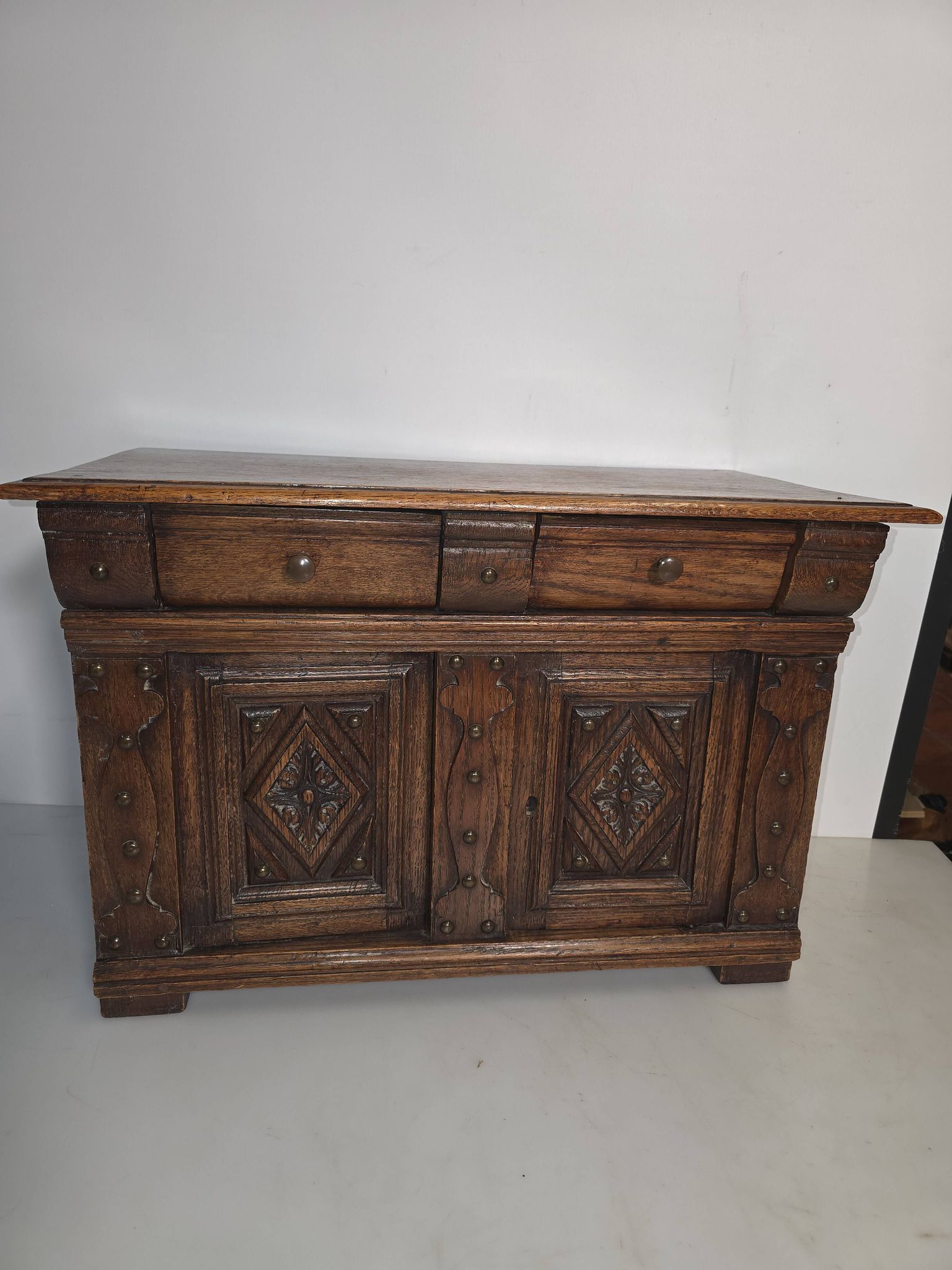 Masterpiece furniture in oak