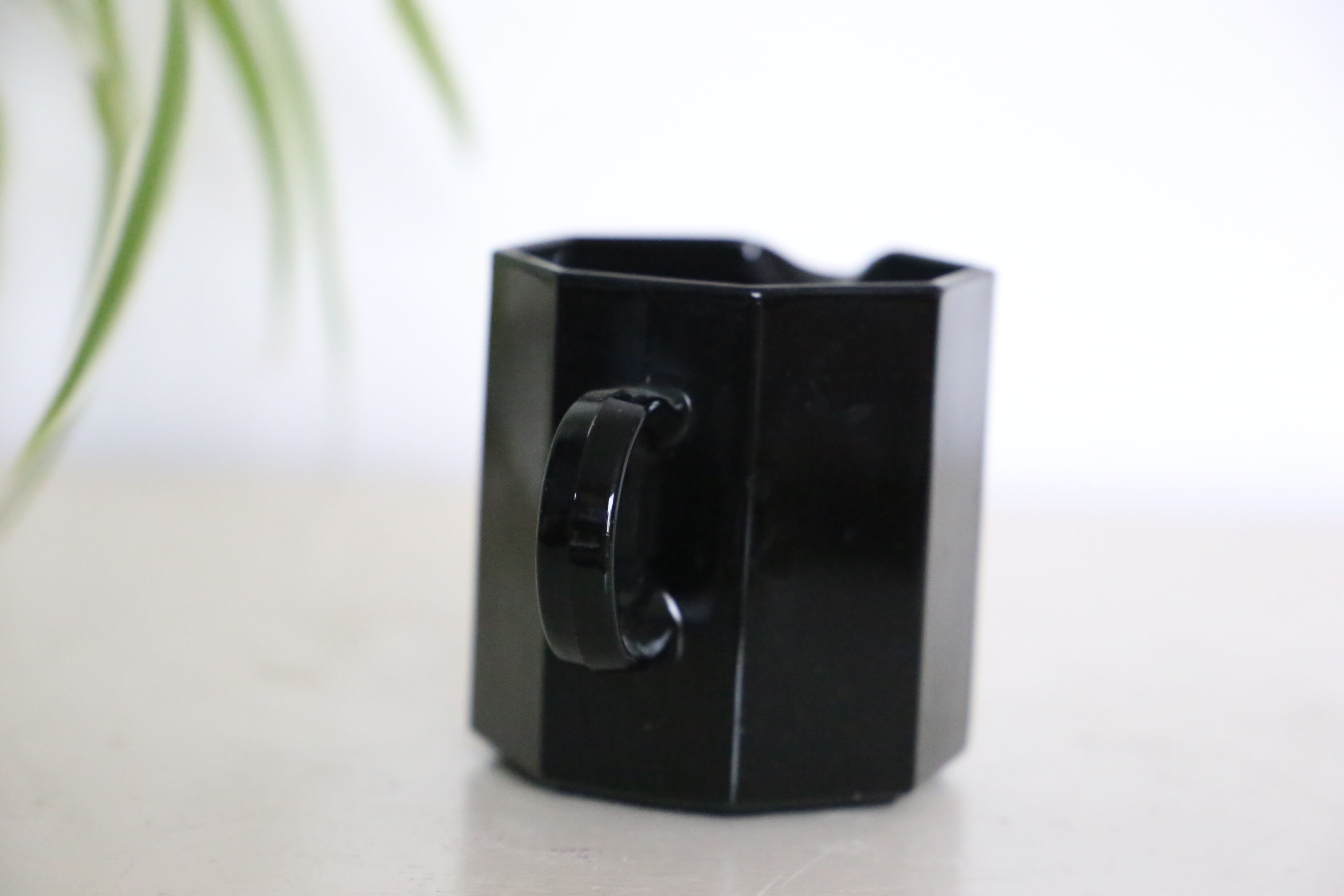 Nice black milk pot, Arcoroc, OCTIME series, 1980, vintage French