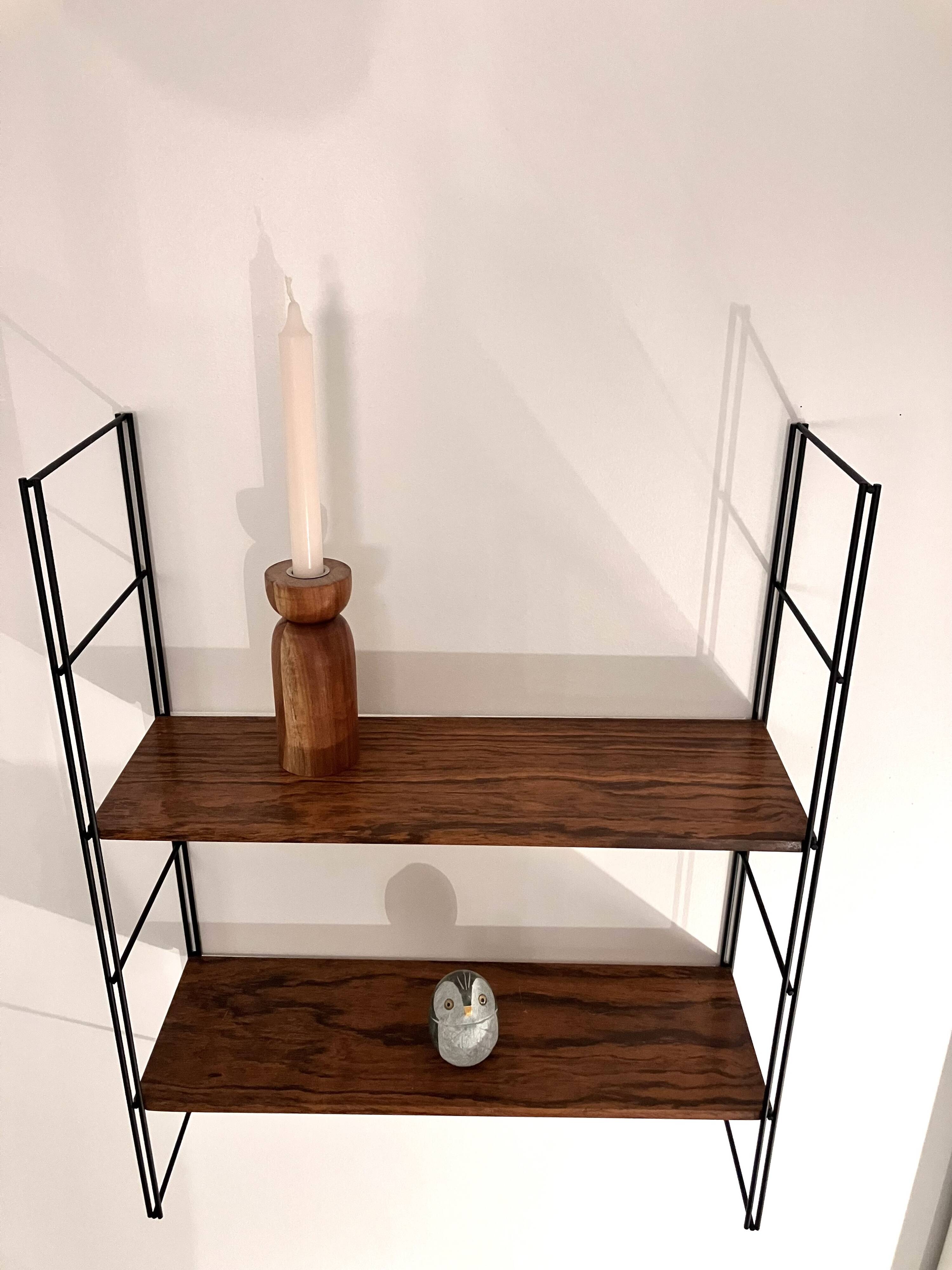 String metal shelf with wood effect