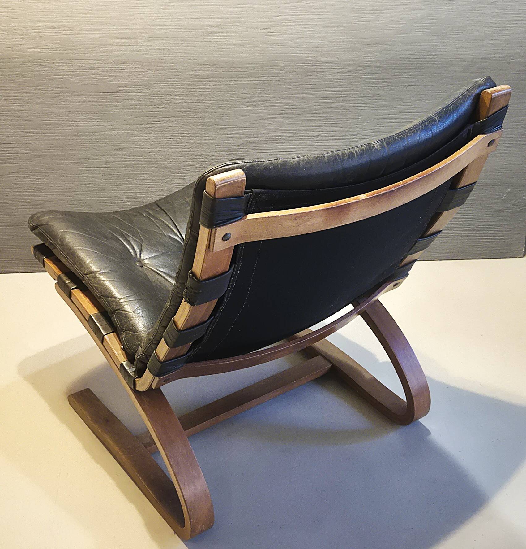 Pair of Scandinavian armchairs "Kengu" by E. & N. Solheim for Rybo, 1970