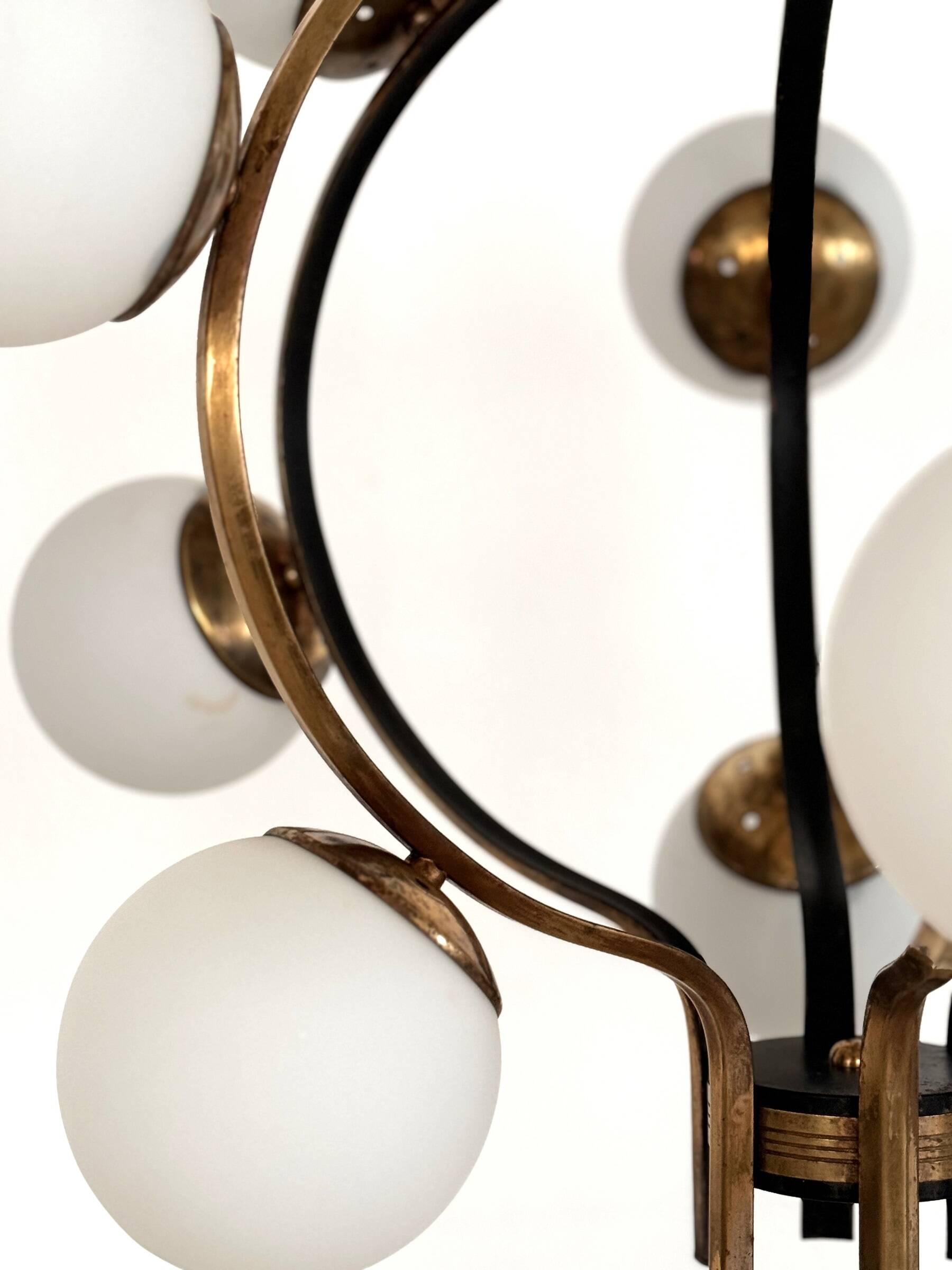 Stilnovo Italian Midcentury Chandelier, Brass & Opaline Glass, 1950s