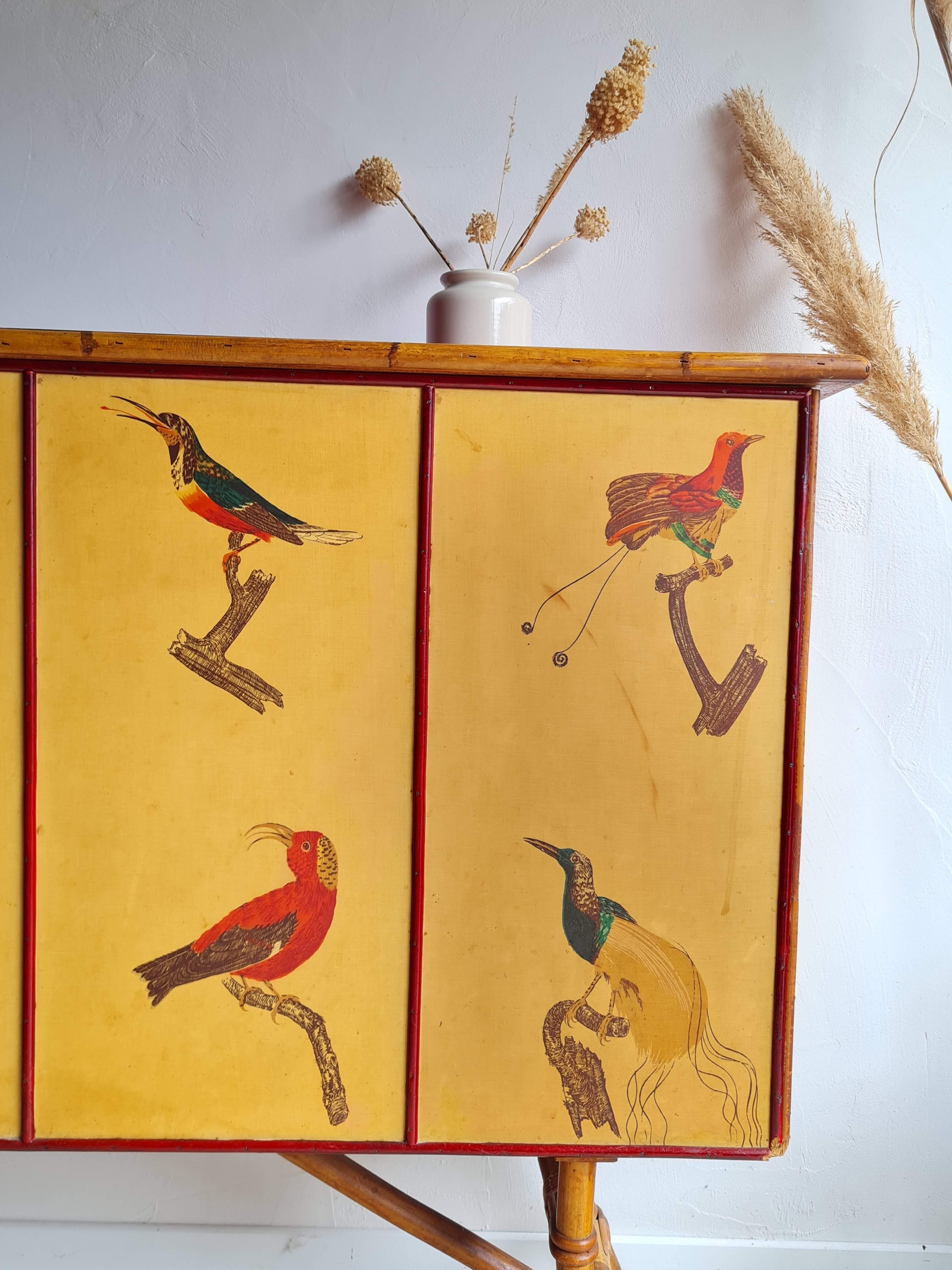 Bar rattan foot compass