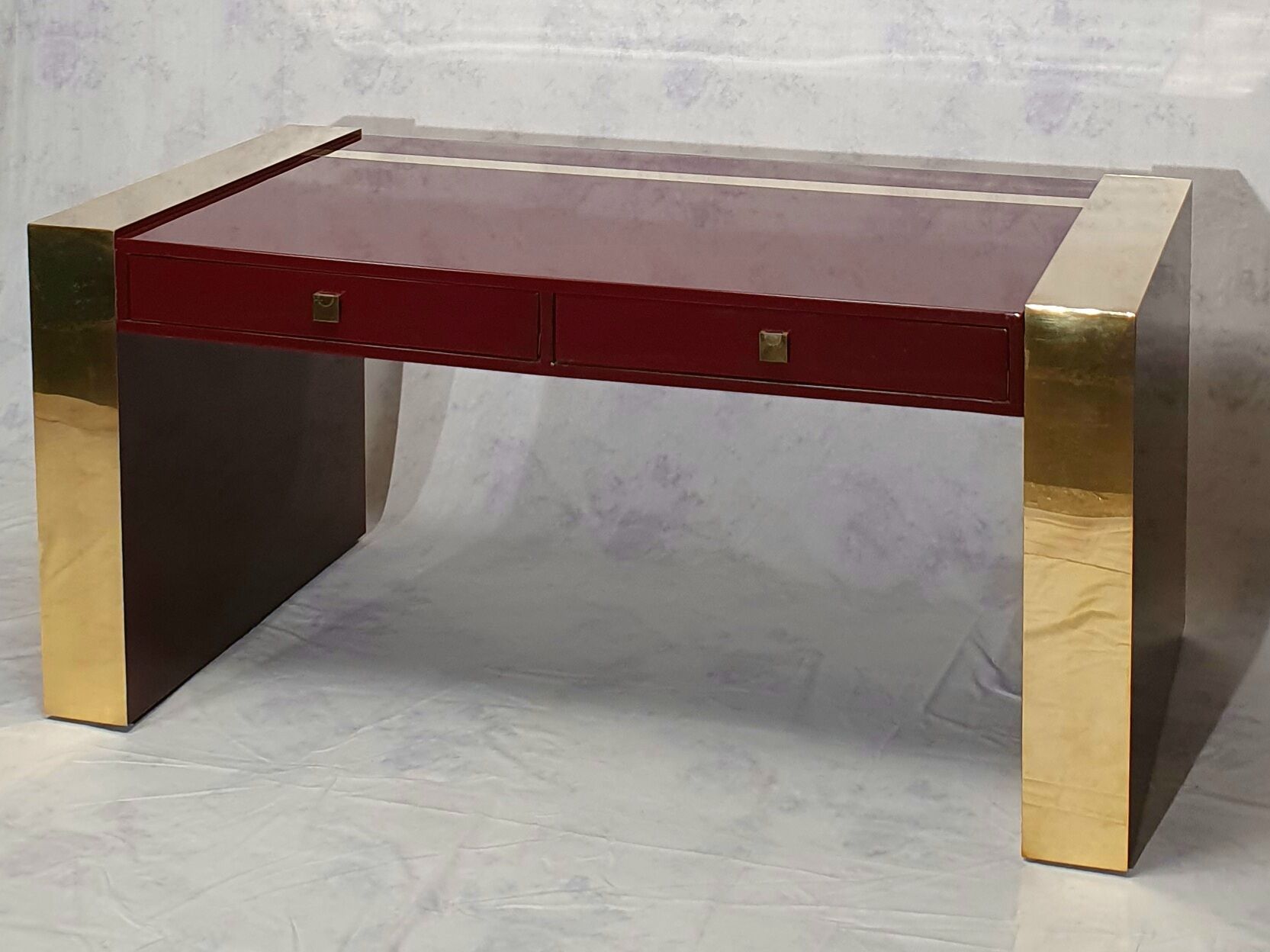 Executive desk by Jean Claude Mahey - lacquered wood & brass - Ca 1970