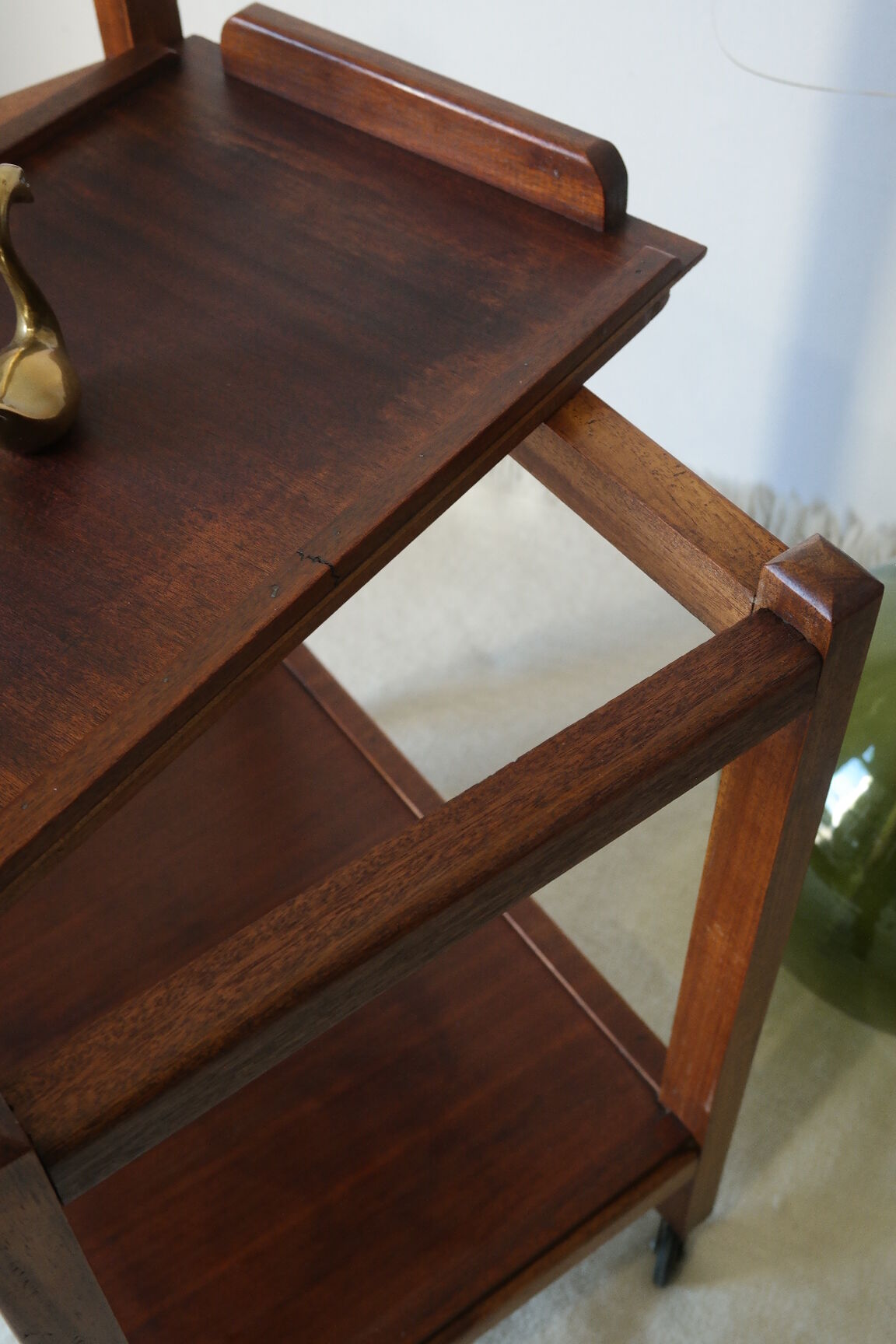 Rolling dessert mahogany