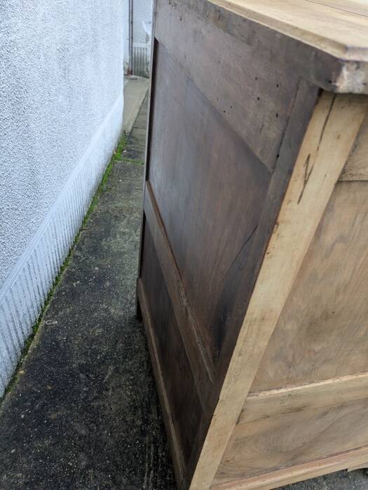 High chest of drawers