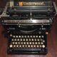 Ancienne machine à écrire de marque underwood
