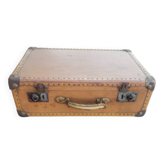 Old suitcase