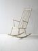 Fauteuil à bascule scandinave vintage en bois laqué blanc