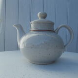 Speckled sandstone coffee maker